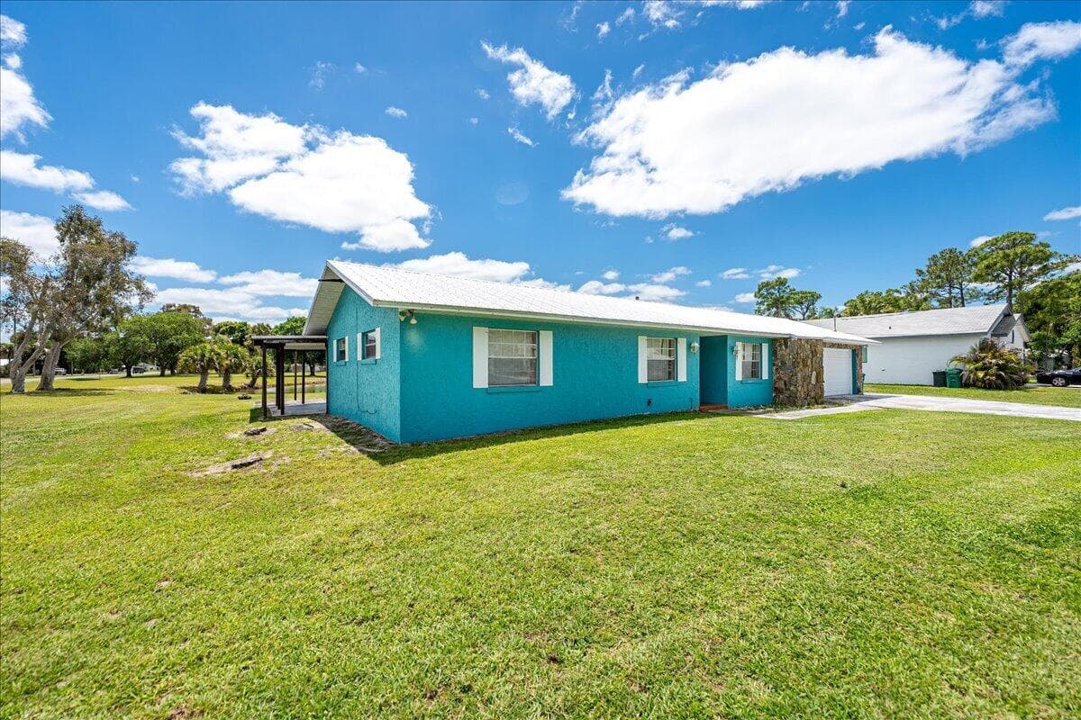 6901 Salerno Road, Fort Pierce, FL 34951 — photo 5 of 60