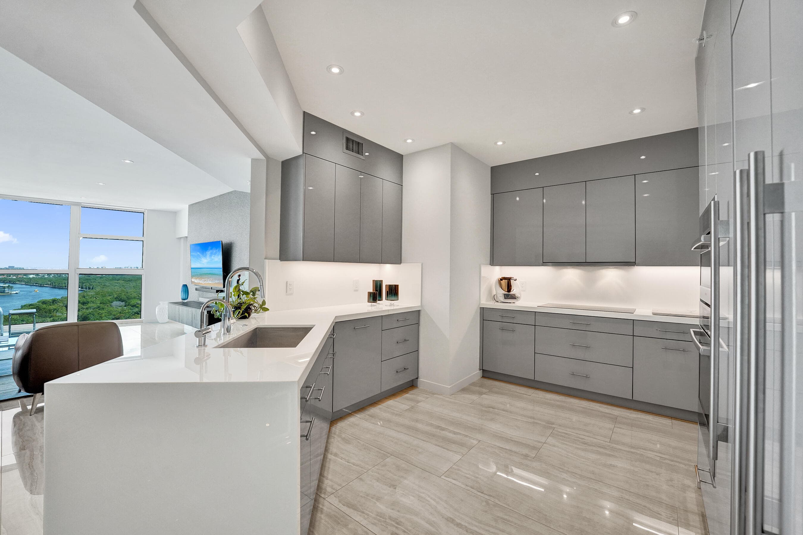 2845 NE 9th Street Ph5, Fort Lauderdale, FL 33304 — photo 12 of 49