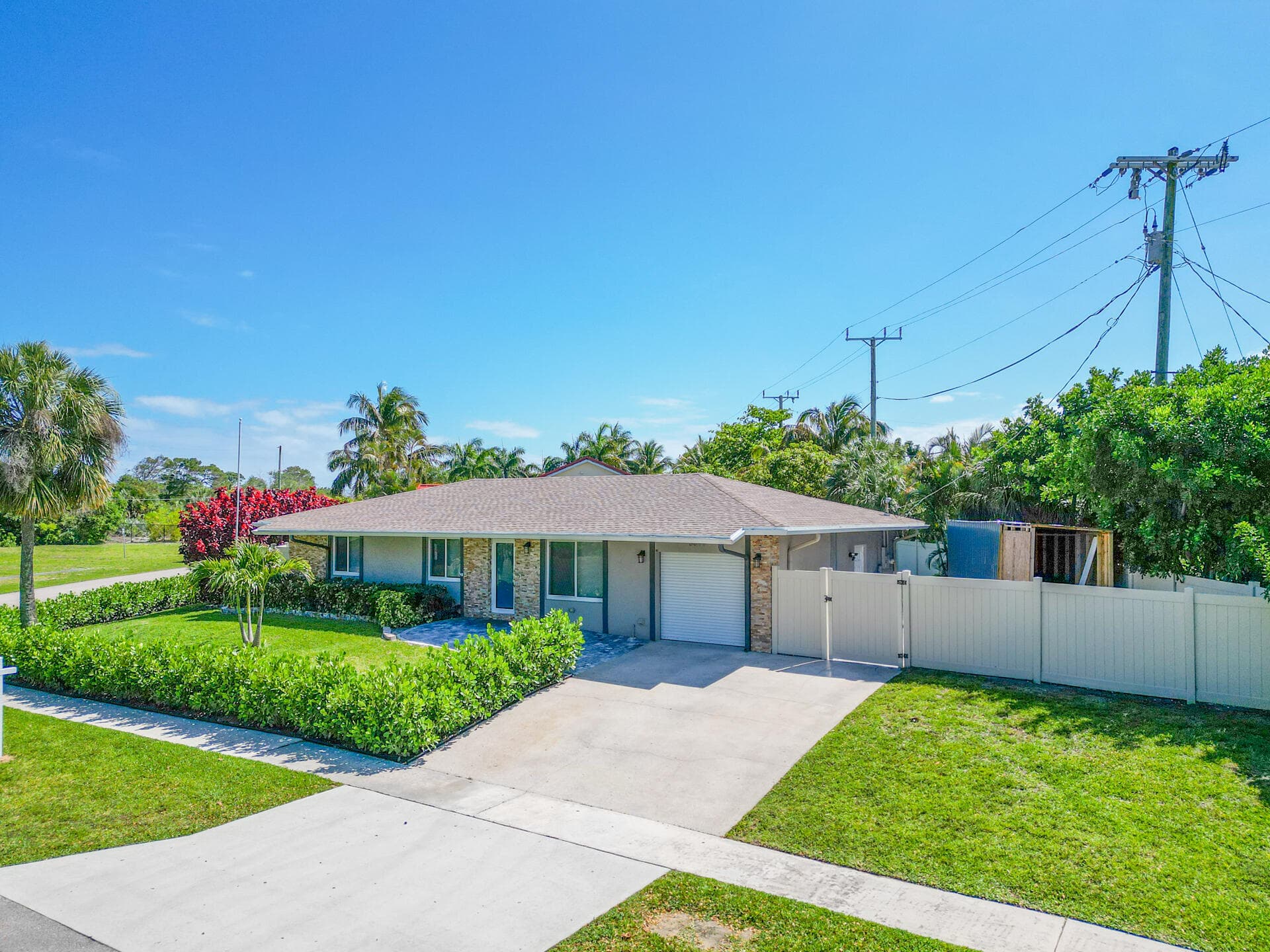 8099 Santa Fe Trail, Boca Raton, FL 33487 — photo 13 of 73