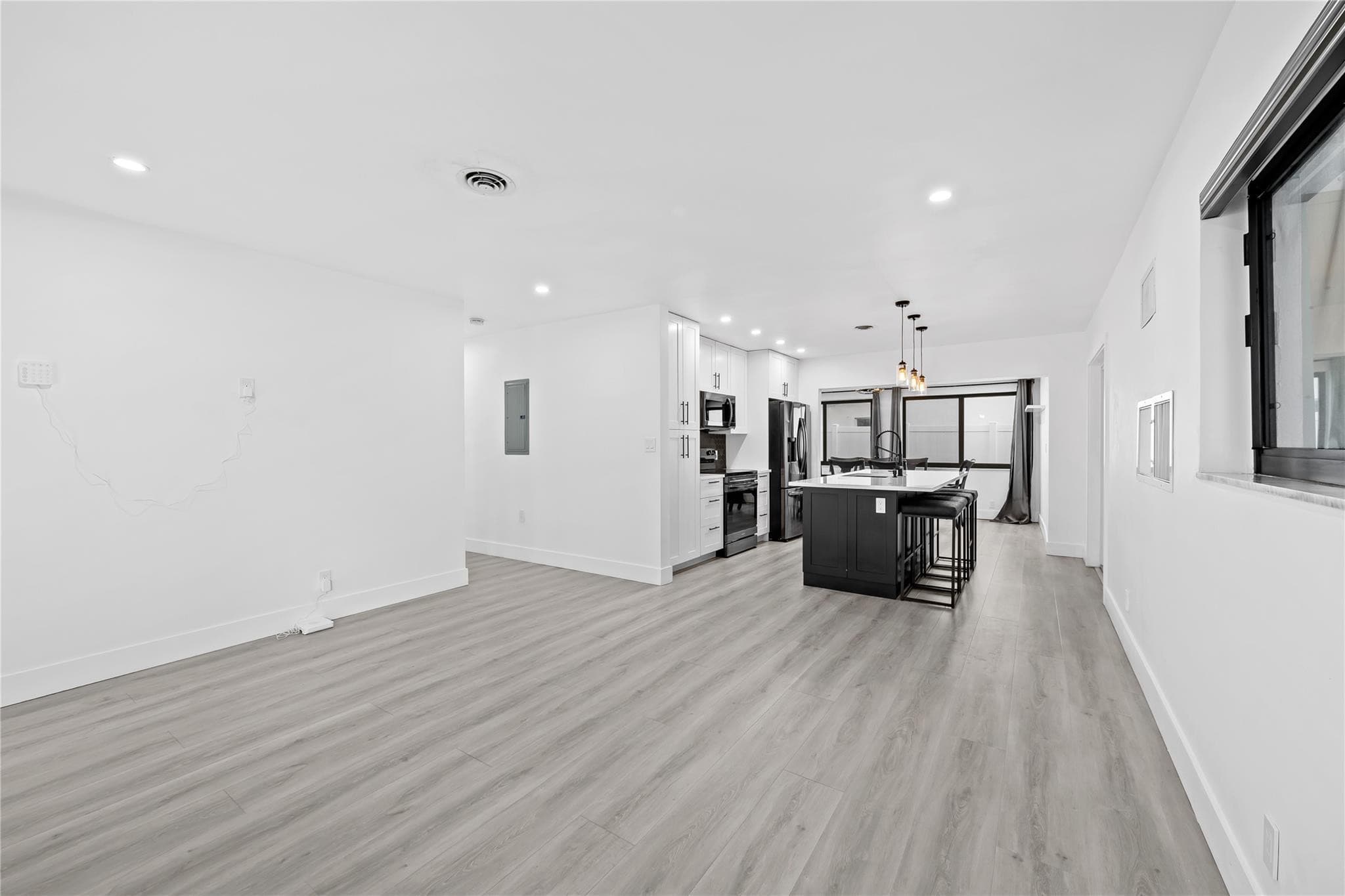 2634 NW 52nd Court, Fort Lauderdale, FL 33309 — photo 3 of 25
