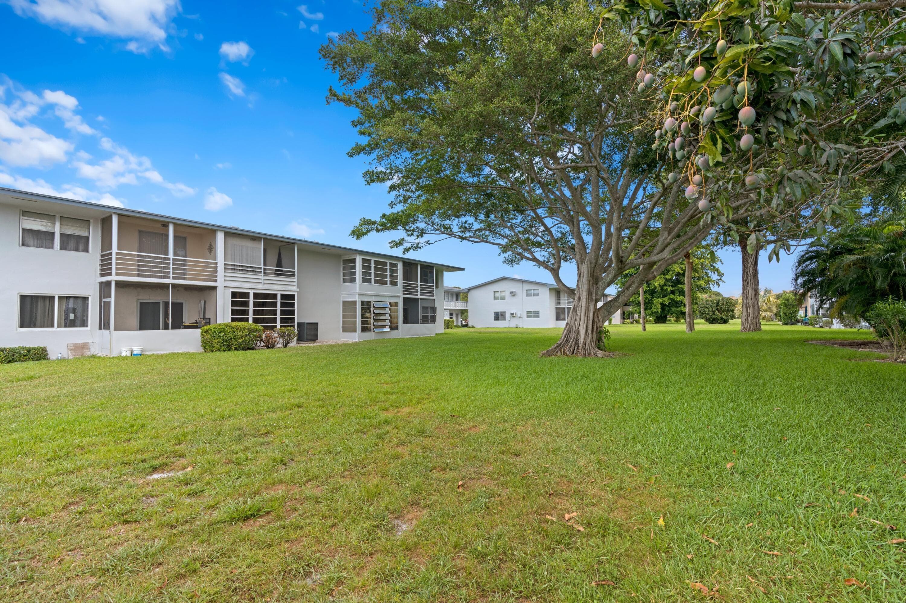 279 Coventry, West Palm Beach, FL 33417 — photo 12 of 15