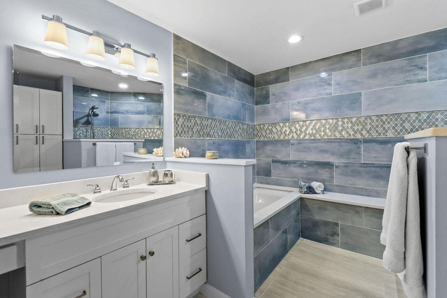 252 Legendary Circle, Palm Beach Gardens, FL 33418 — photo 16 of 25