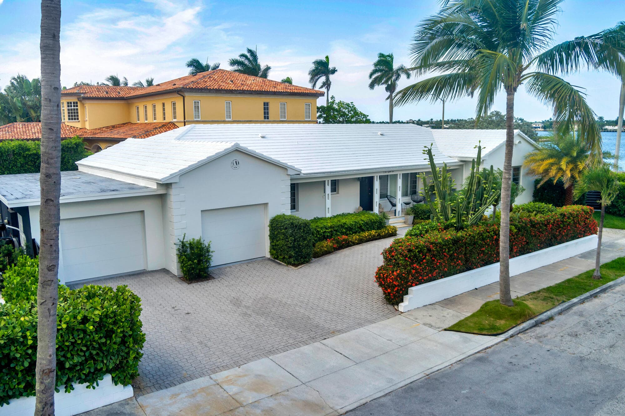 185 Almeria Road, West Palm Beach, FL 33405 — photo 6 of 12
