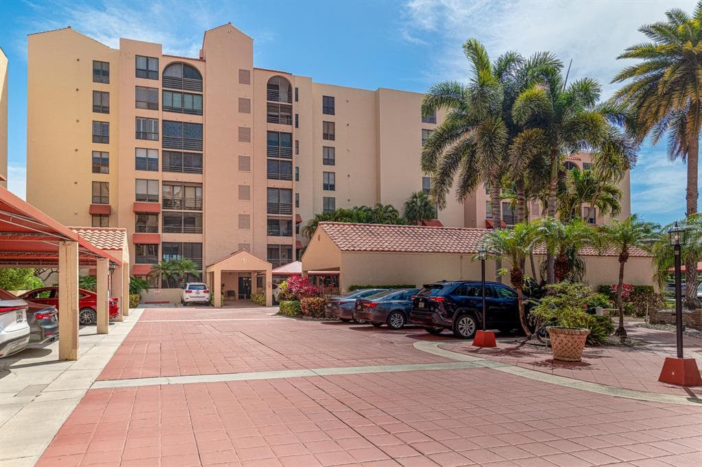 7153 Promenade Drive 501, Boca Raton, FL 33433 — photo 30 of 56