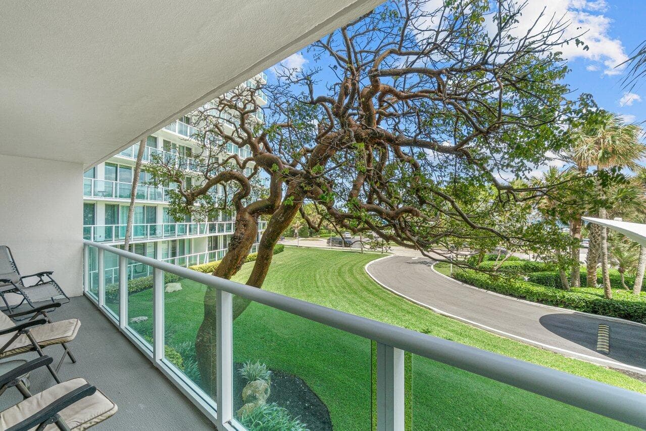 333 NE 21st Avenue 314, Deerfield Beach, FL 33441 — photo 16 of 30