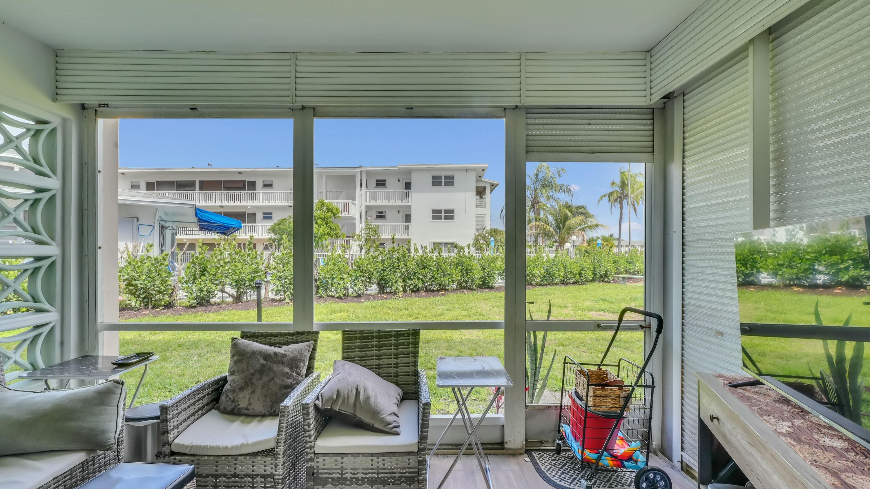 298 SE 6th Avenue 2, Pompano Beach, FL 33060 — photo 28 of 30
