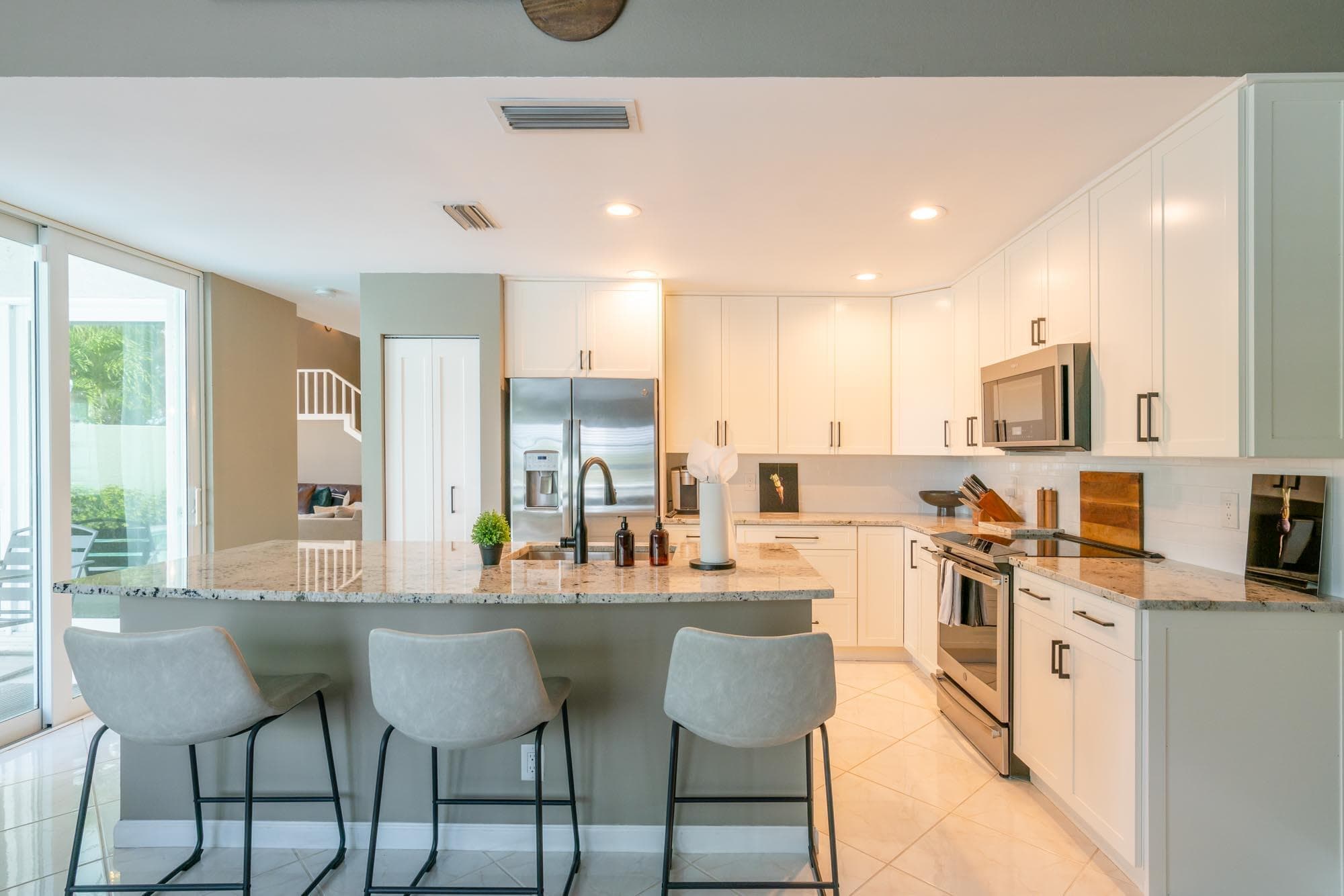 16 Windsor Lane, Palm Beach Gardens, FL 33418 — photo 18 of 50