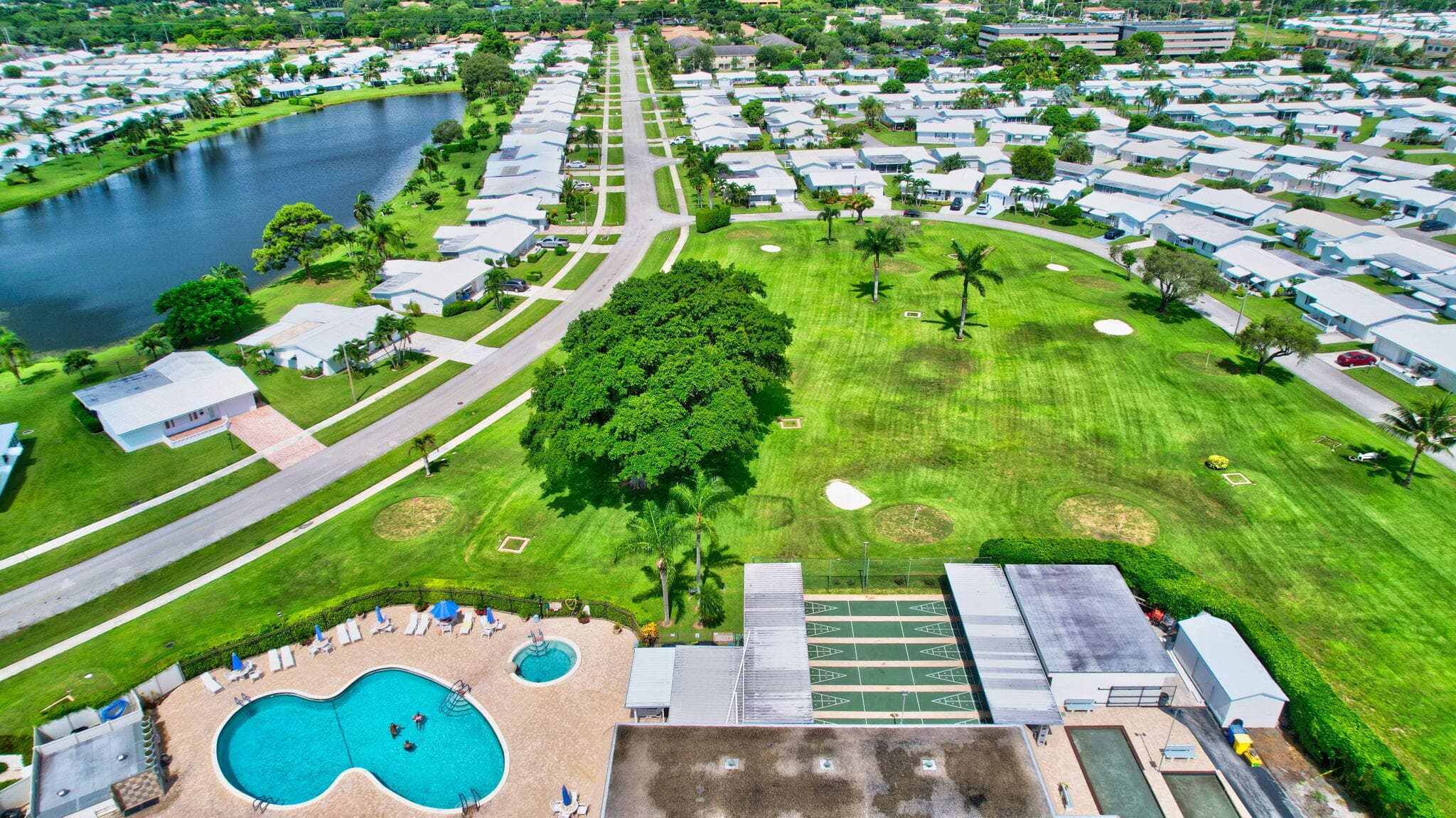 112 SW 9th Street, Boynton Beach, FL 33426 — photo 13 of 38