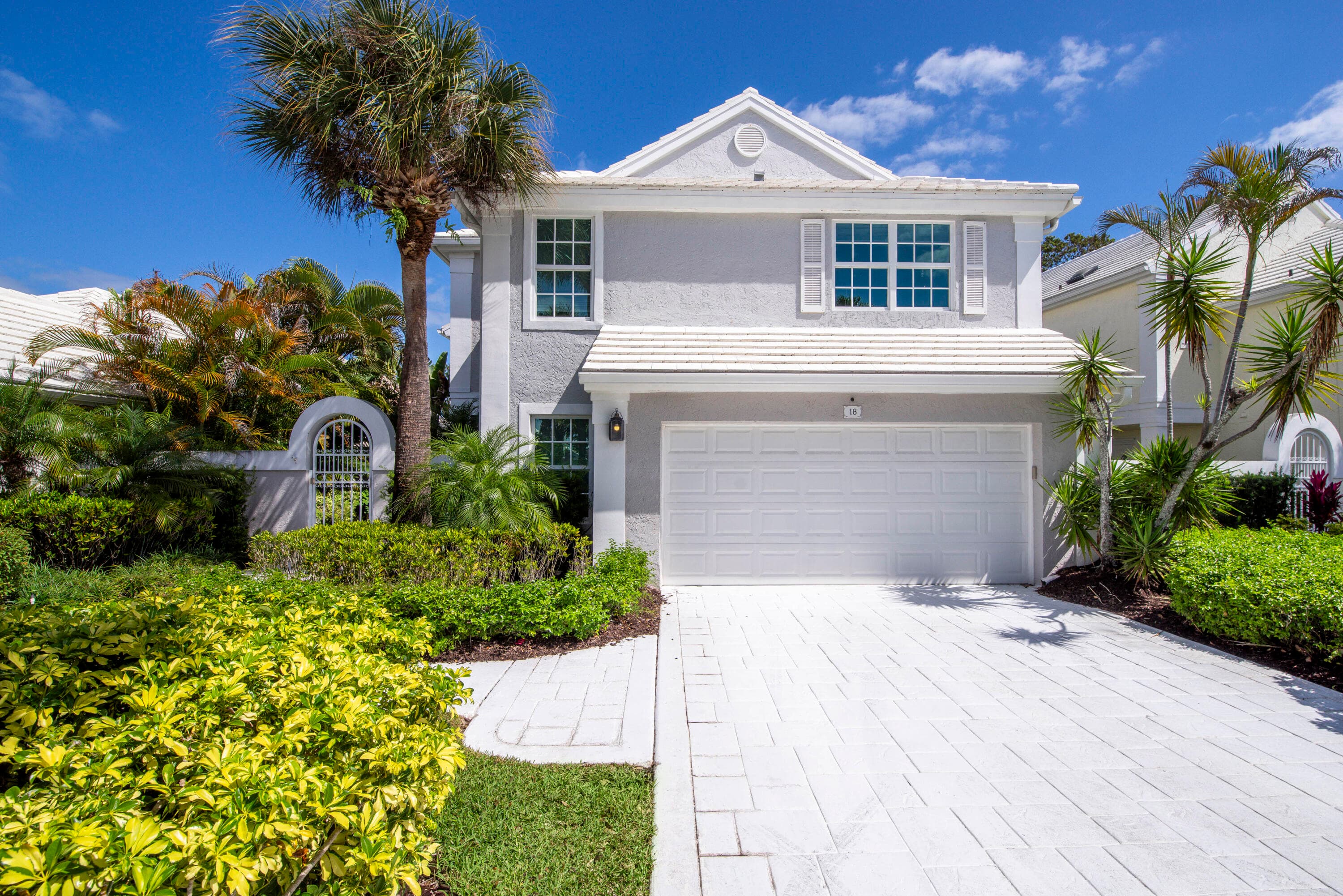 16 Windsor Lane, Palm Beach Gardens, FL 33418 — photo 5 of 50