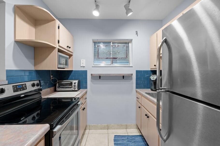 2170 NE 51st Court A21, Fort Lauderdale, FL 33308 — photo 14 of 32