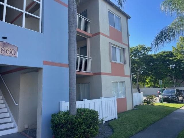 18860 NW 57th Avenue 106, Hialeah, FL 33015 — photo