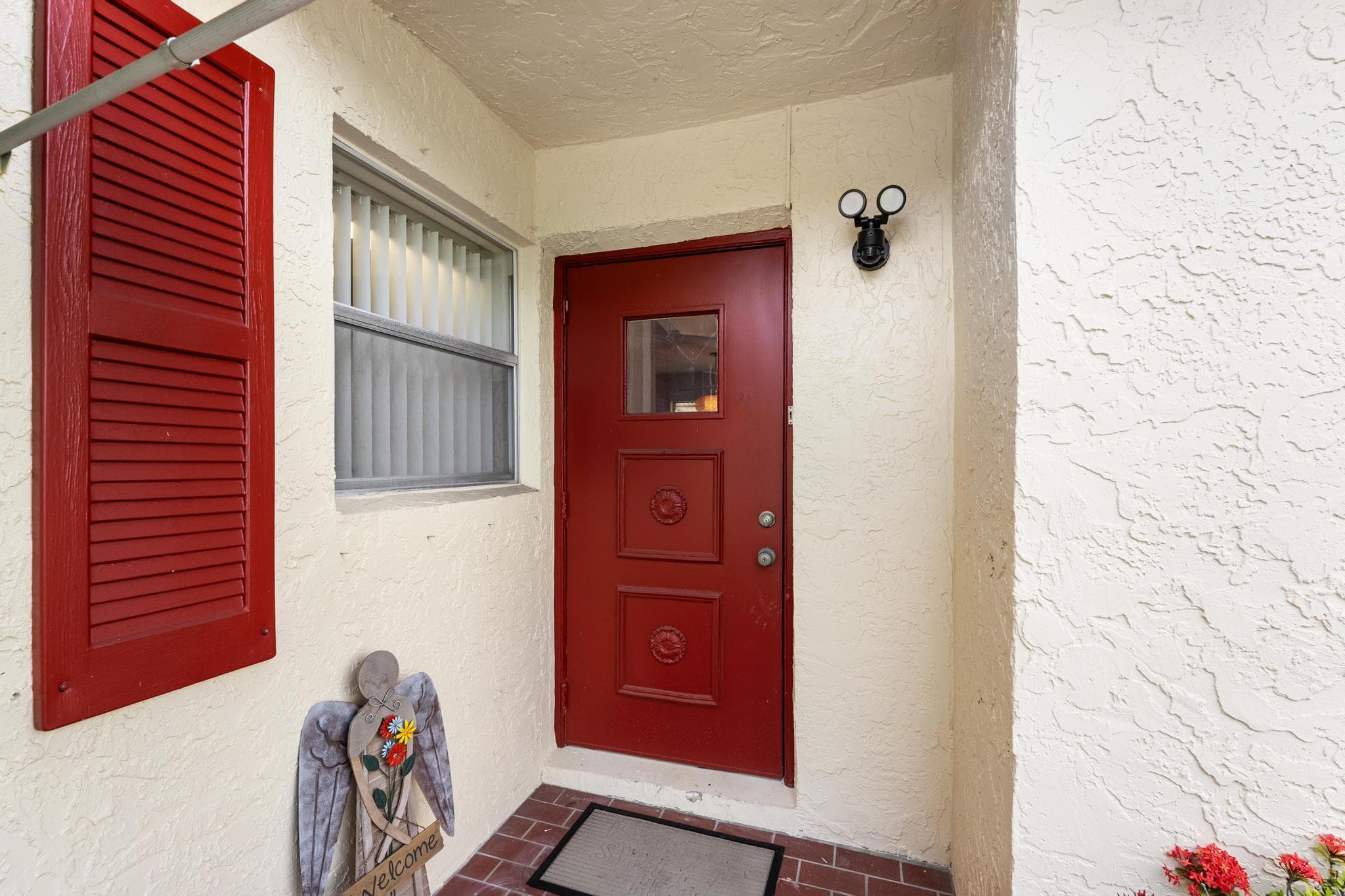 7281 N Pine Park Dr N, Lake Worth, FL 33467 — photo 3 of 42