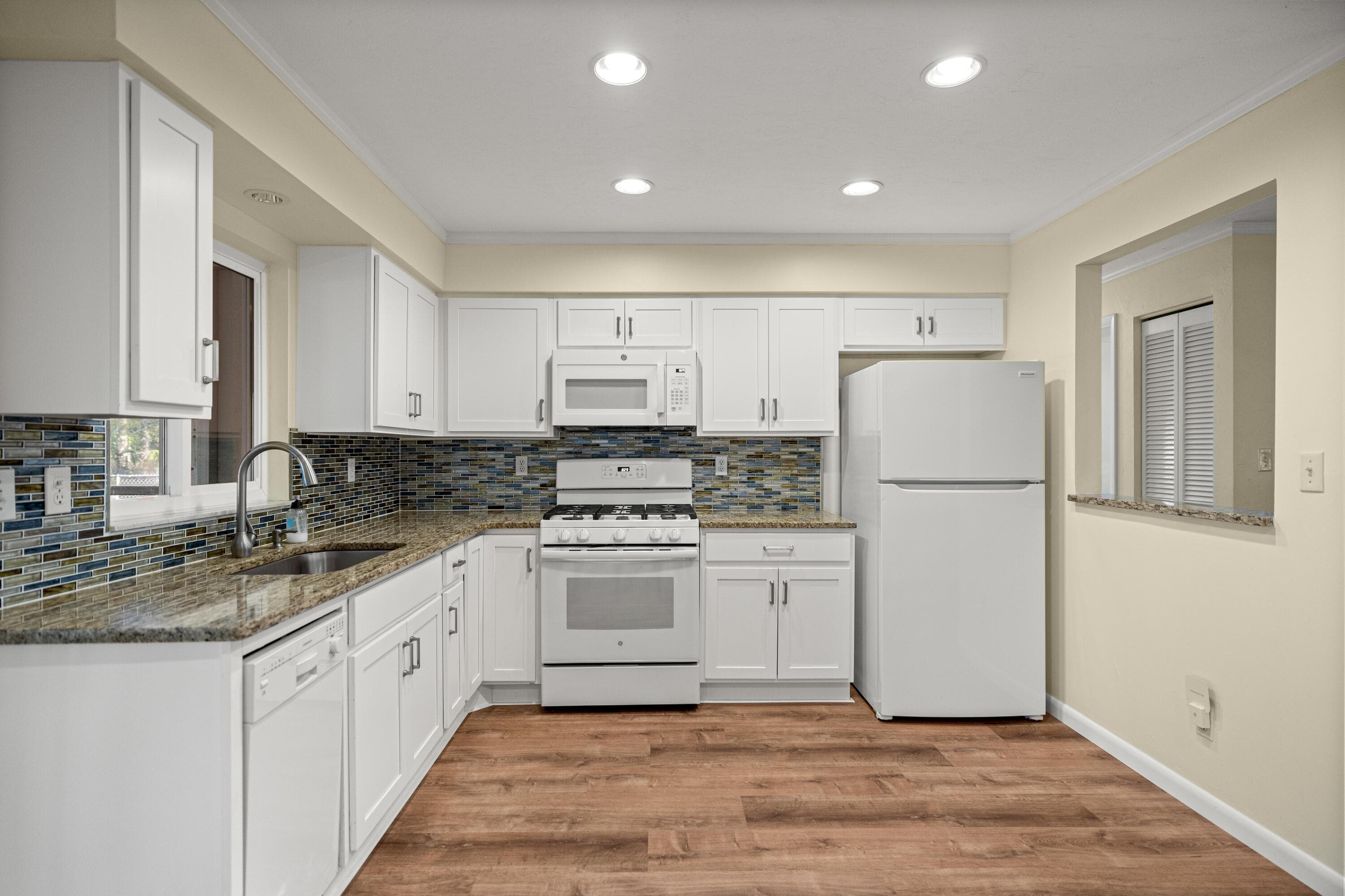 4216 NW 22nd Terrace, Gainesville, FL 32605 — photo 10 of 29