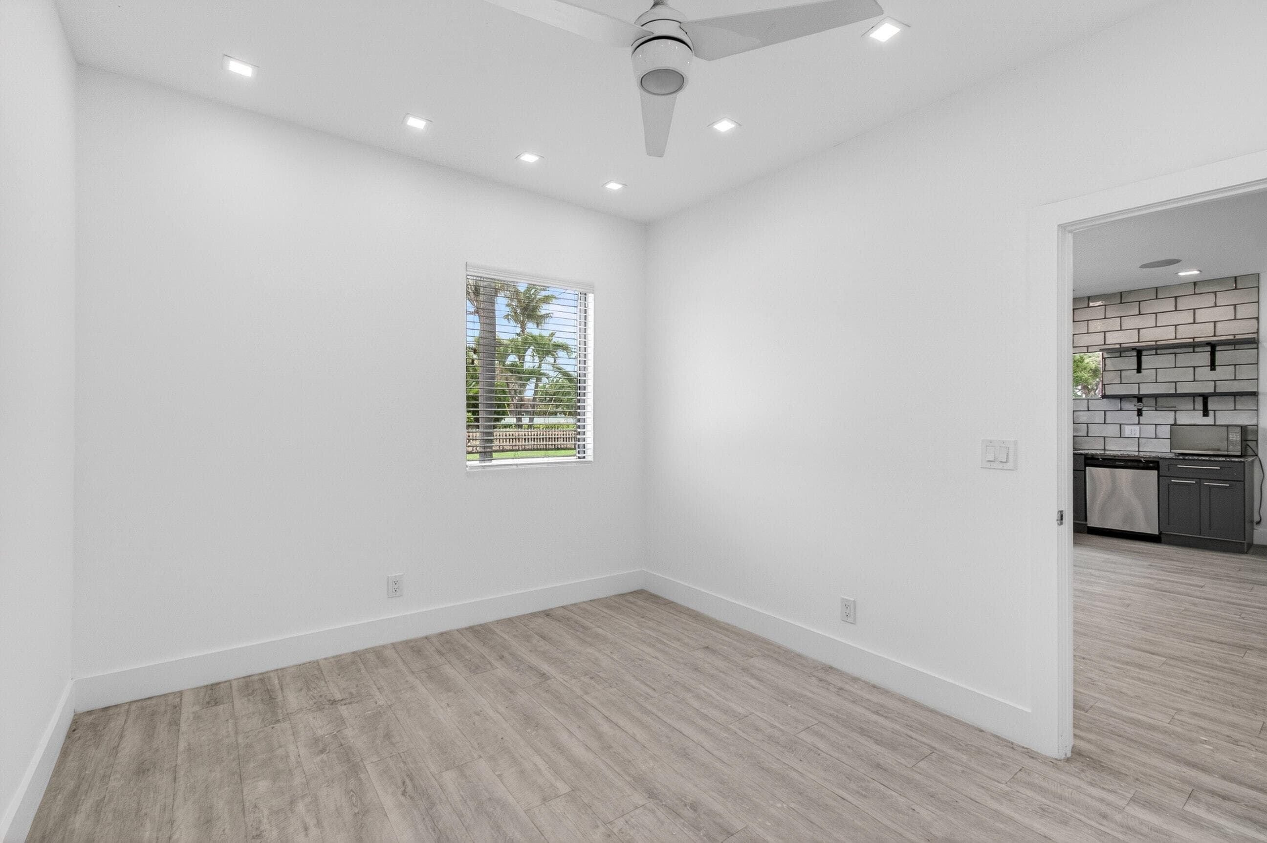 517 NW 1st Street, Delray Beach, FL 33444 — photo 20 of 38