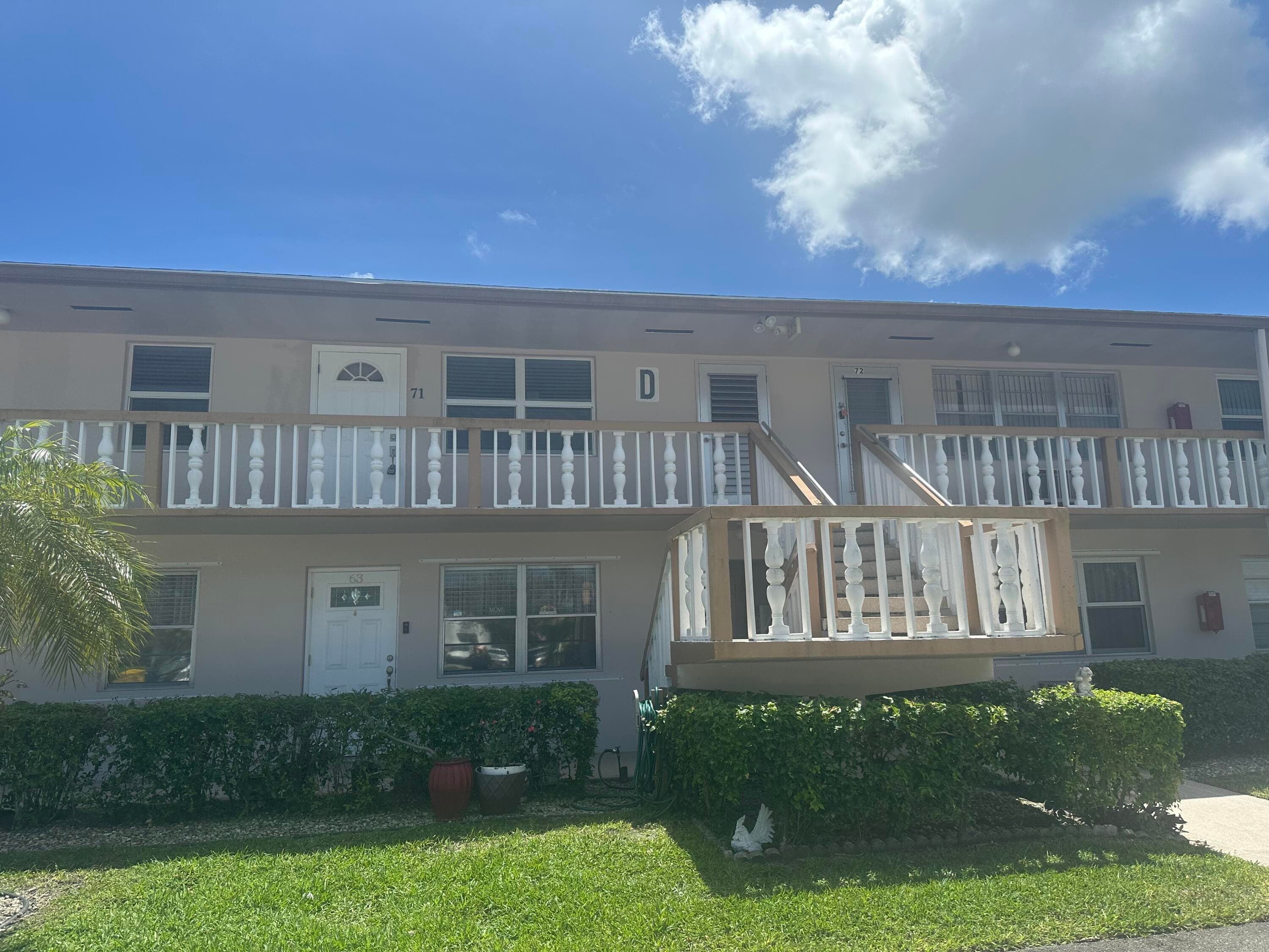 72 Northampton D, West Palm Beach, FL 33417 — photo 1 of 16