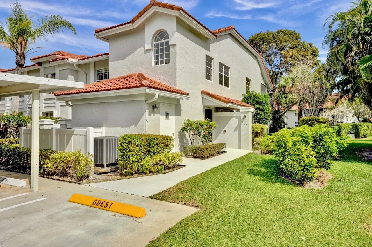 7669 Springwater Place 202, Boynton Beach, FL 33437 — photo 4 of 60