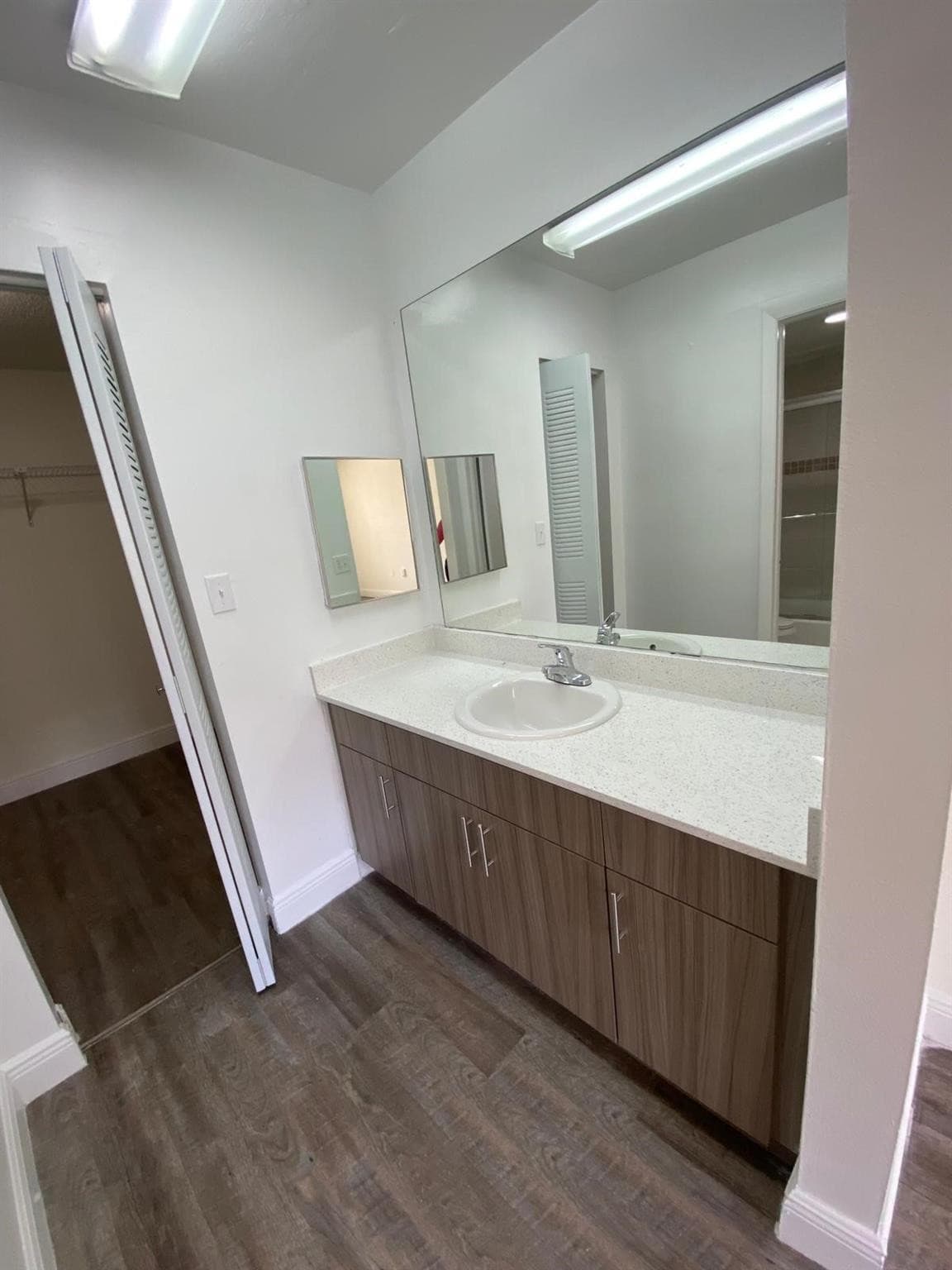 18335 NW 68 Avenue 750-318, Hialeah, FL 33015 — photo 8 of 14