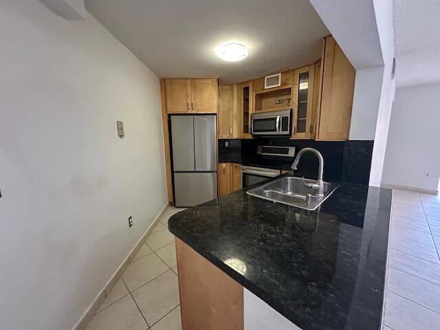 10237 NW 9th St Circle 108-4, Miami, FL 33172 — photo 3 of 5