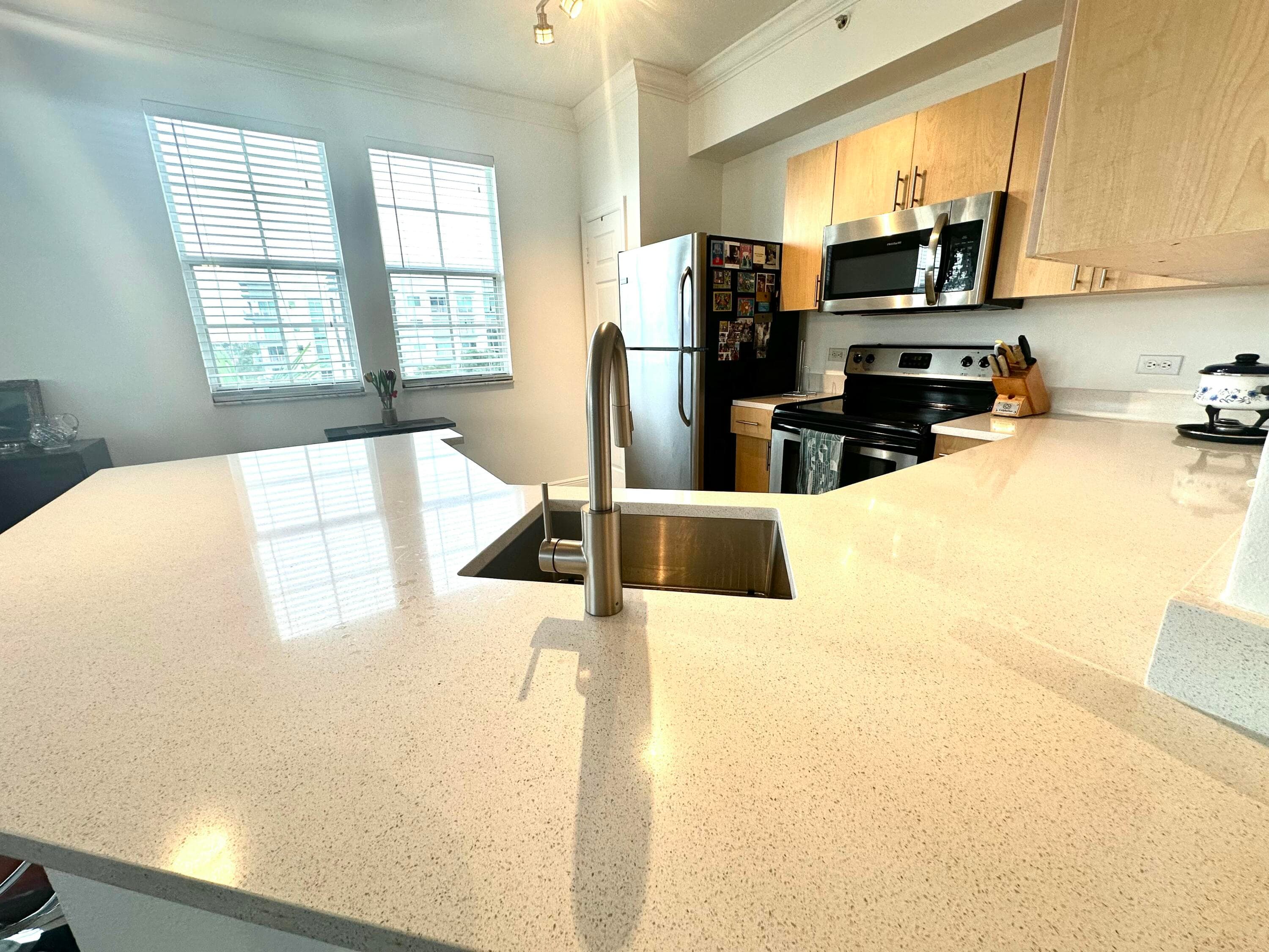 533 NE 3rd Avenue 527, Fort Lauderdale, FL 33301 — photo 4 of 26