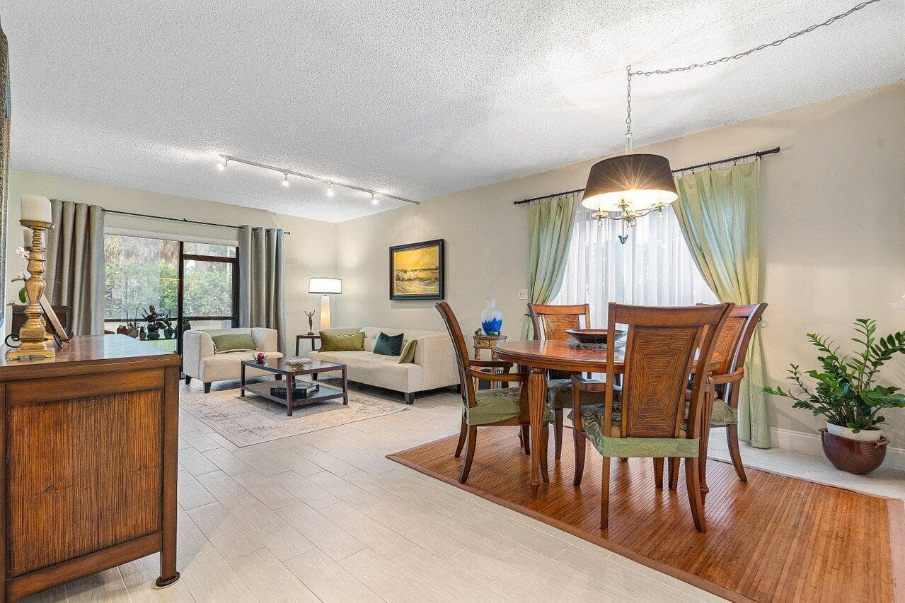 5200 E Club Circle 106, Boca Raton, FL 33487 — photo 8 of 31