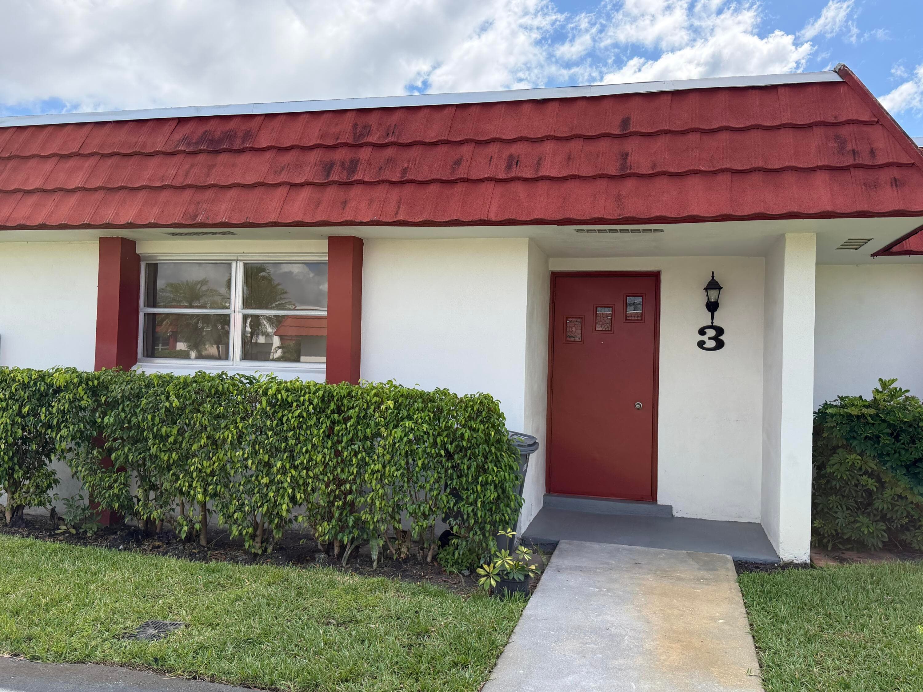 5800 Fernley Drive W 3, West Palm Beach, FL 33415 — photo 1 of 21