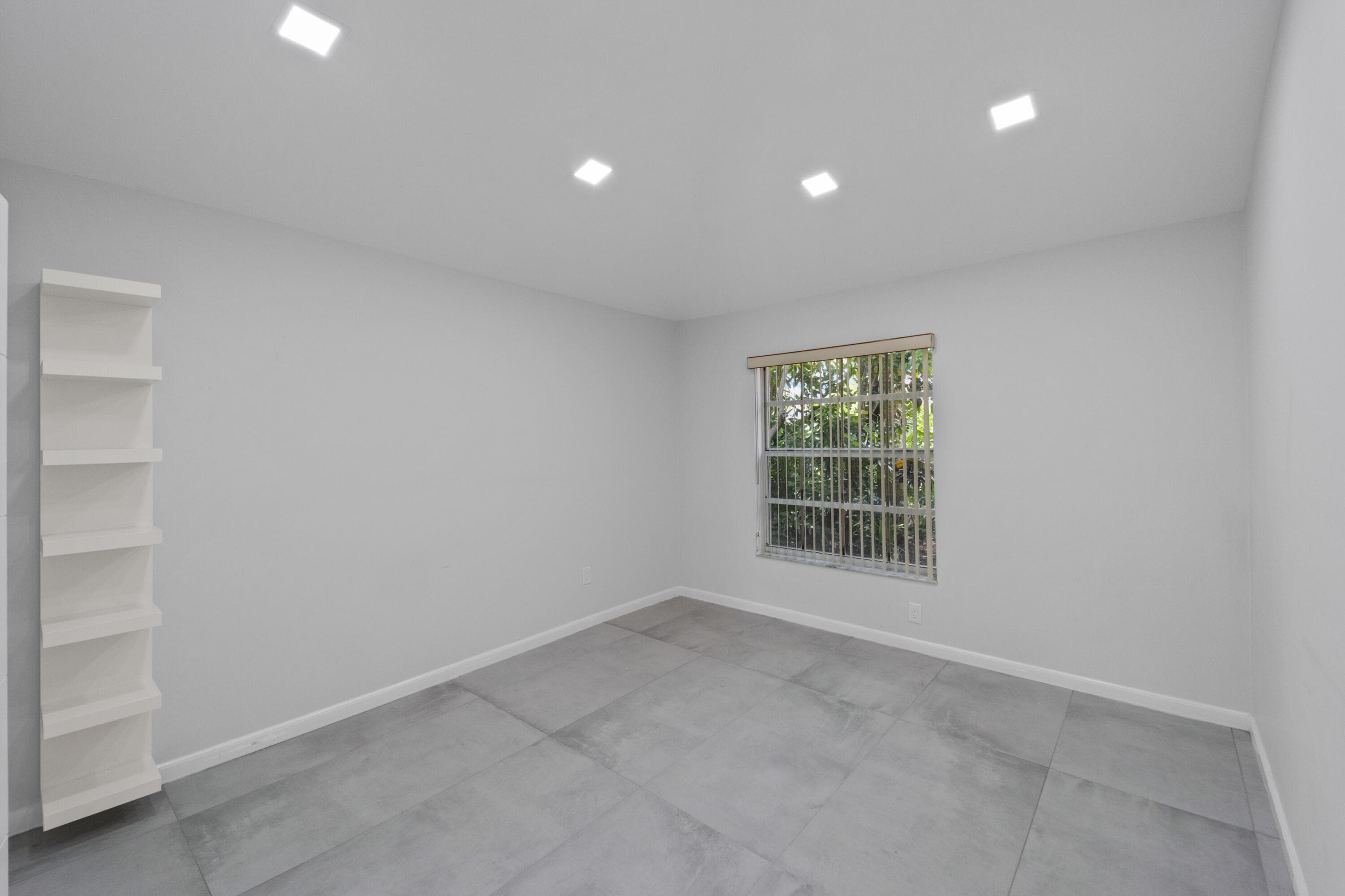 22586 Esplanada Drive, Boca Raton, FL 33433 — photo 21 of 34