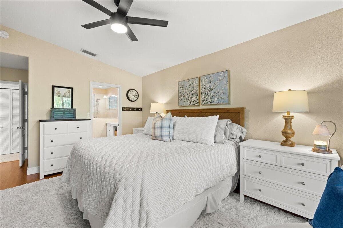 14525 NW 88th Avenue, Miami Lakes, FL 33018 — photo 15 of 31