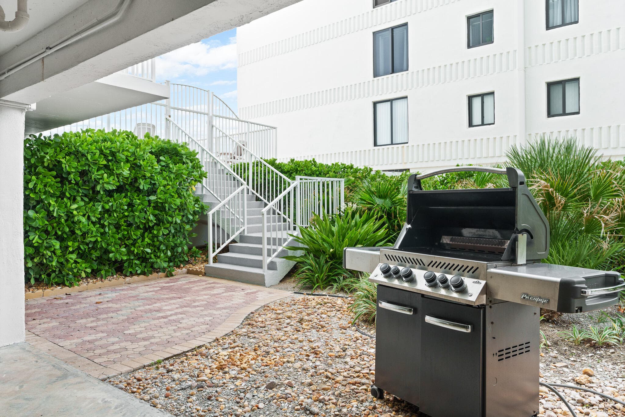 3580 S Ocean Boulevard 6b, South Palm Beach, FL 33480 — photo 9 of 35