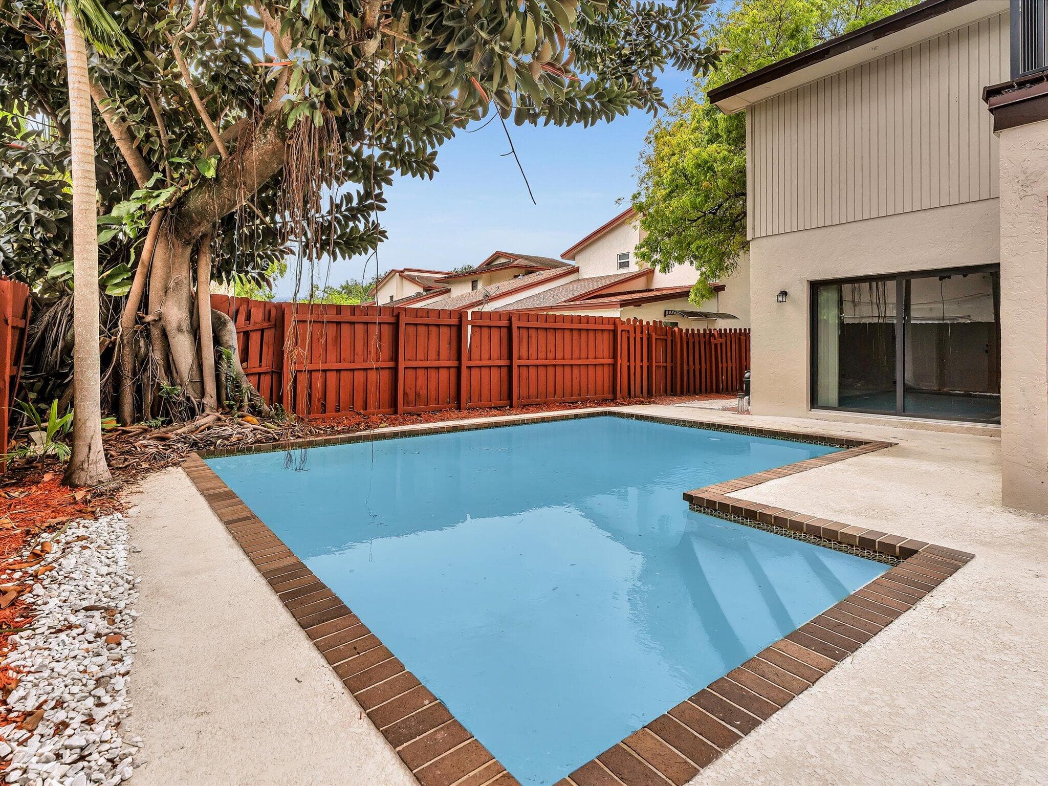 3841 Farragut Street, Hollywood, FL 33021 — photo 40 of 47