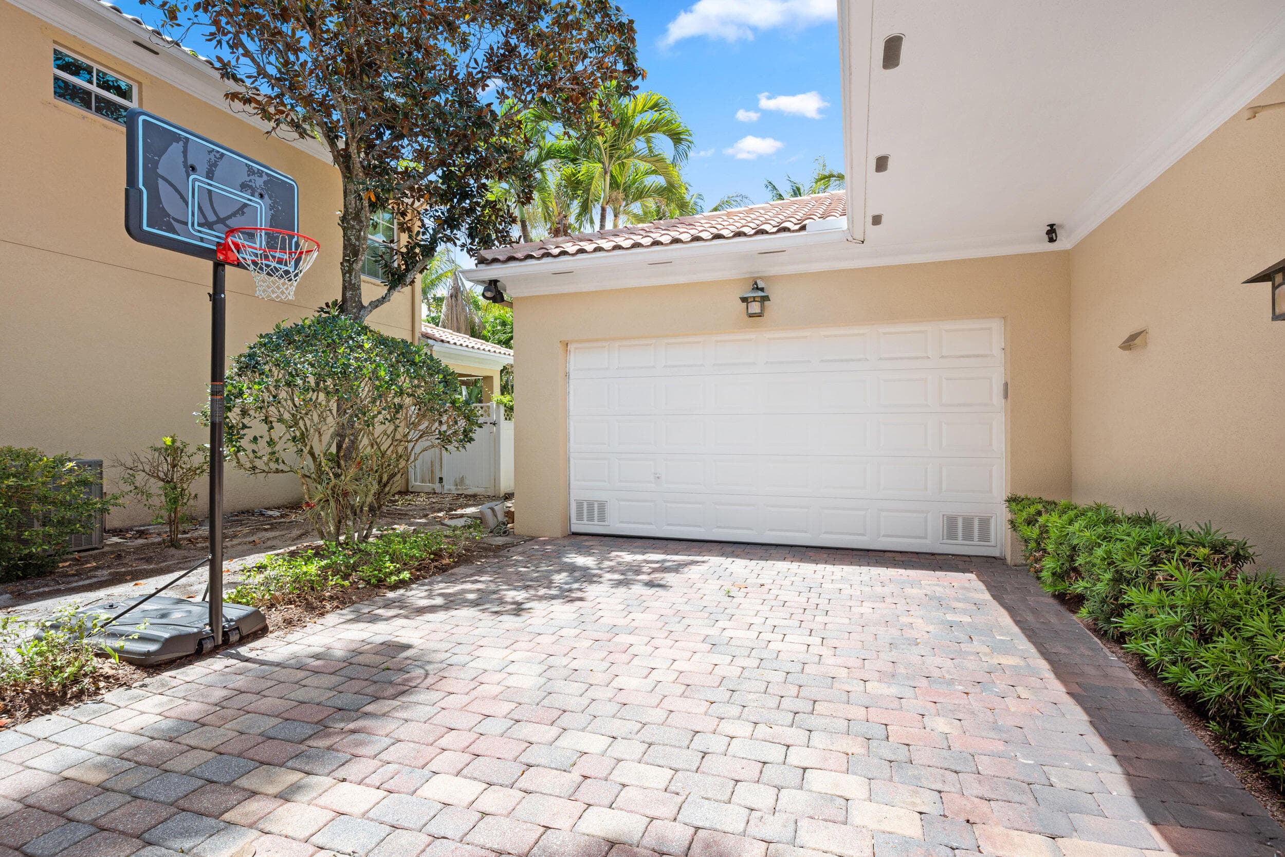 310 San Remo Drive, Jupiter, FL 33458 — photo 31 of 44