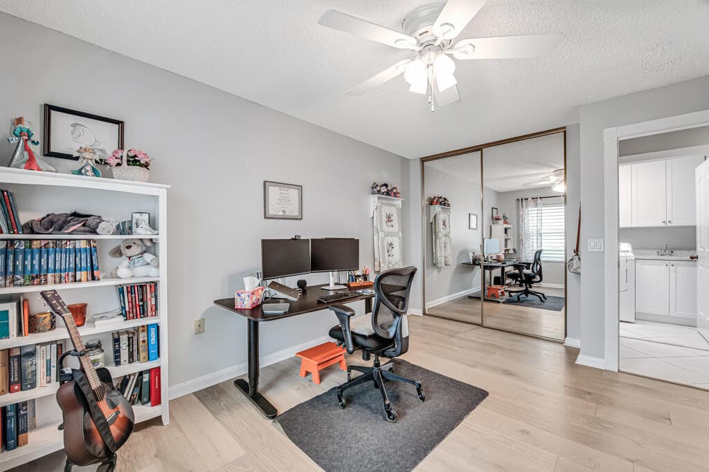 2390 Saratoga Bay Drive, West Palm Beach, FL 33409 — photo 31 of 58