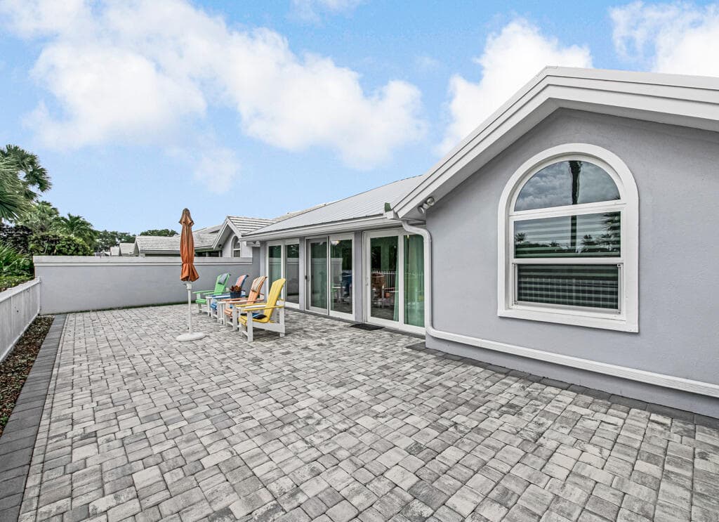 2390 Saratoga Bay Drive, West Palm Beach, FL 33409 — photo 43 of 58