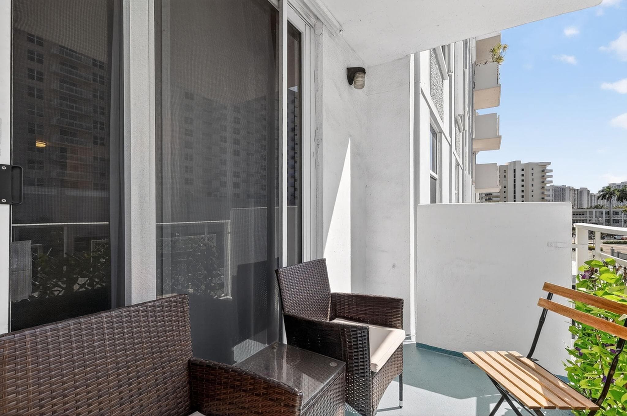 430 Golden Isles Drive 301, Hallandale Beach, FL 33009 — photo 13 of 39