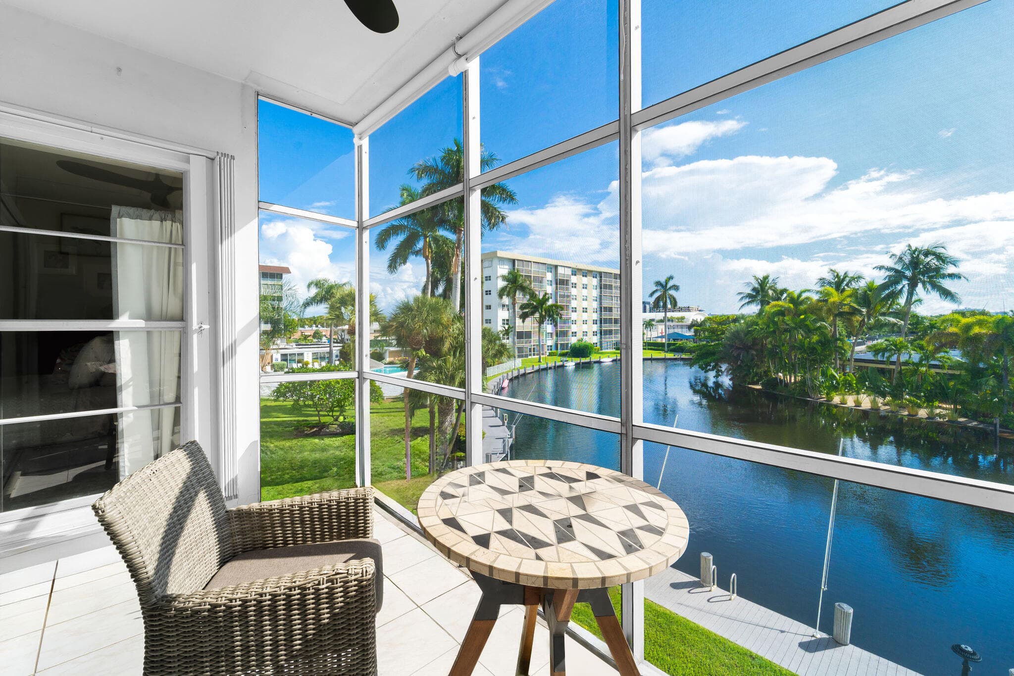 3000 NE 16th Avenue 312, Oakland Park, FL 33334 — photo 3 of 13