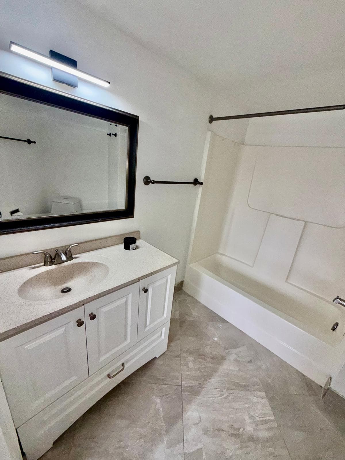 9405 Fontainebleau Boulevard 109, Miami, FL 33172 — photo 25 of 31