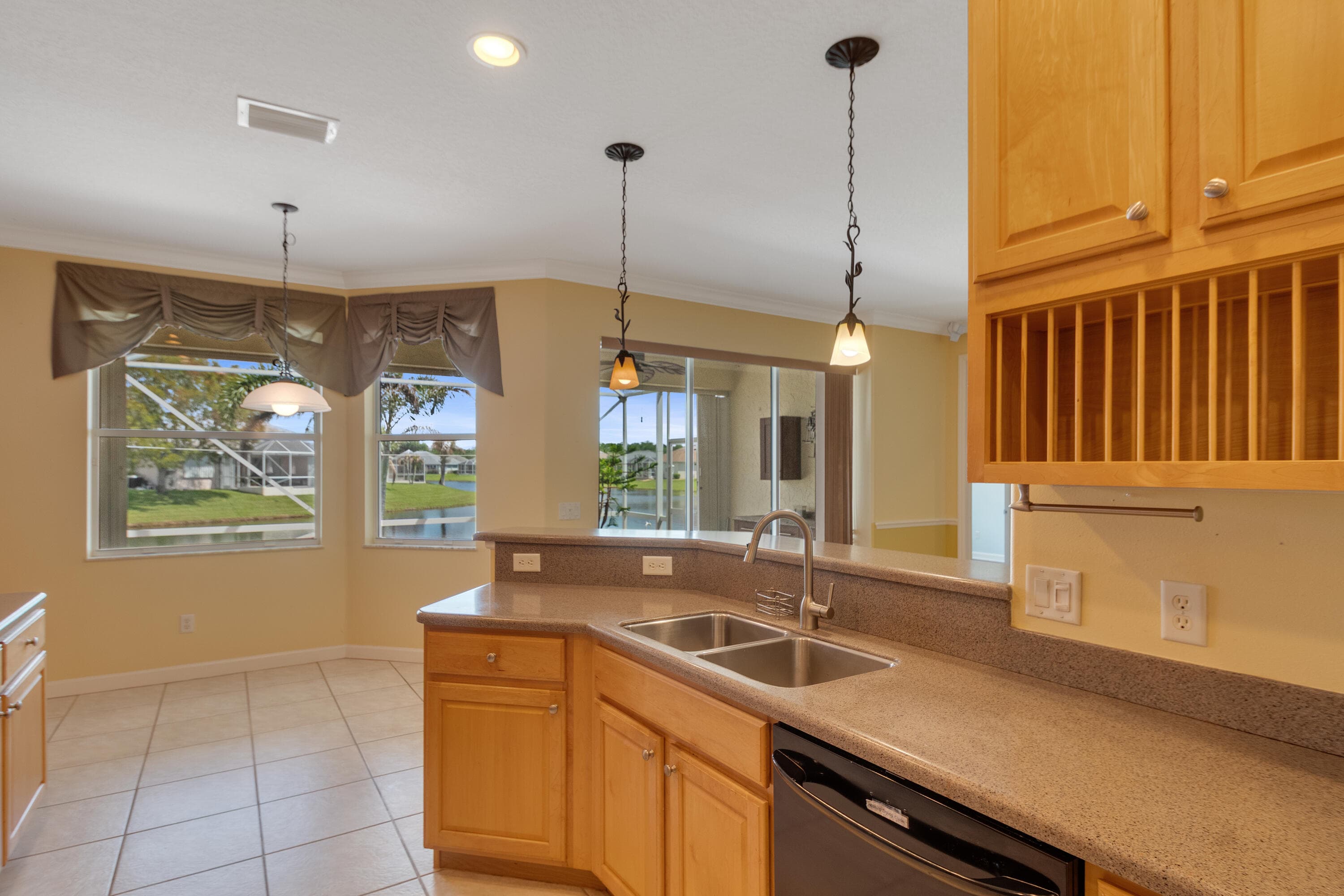 5370 E 1st Square SW, Vero Beach, FL 32968 — photo 17 of 42