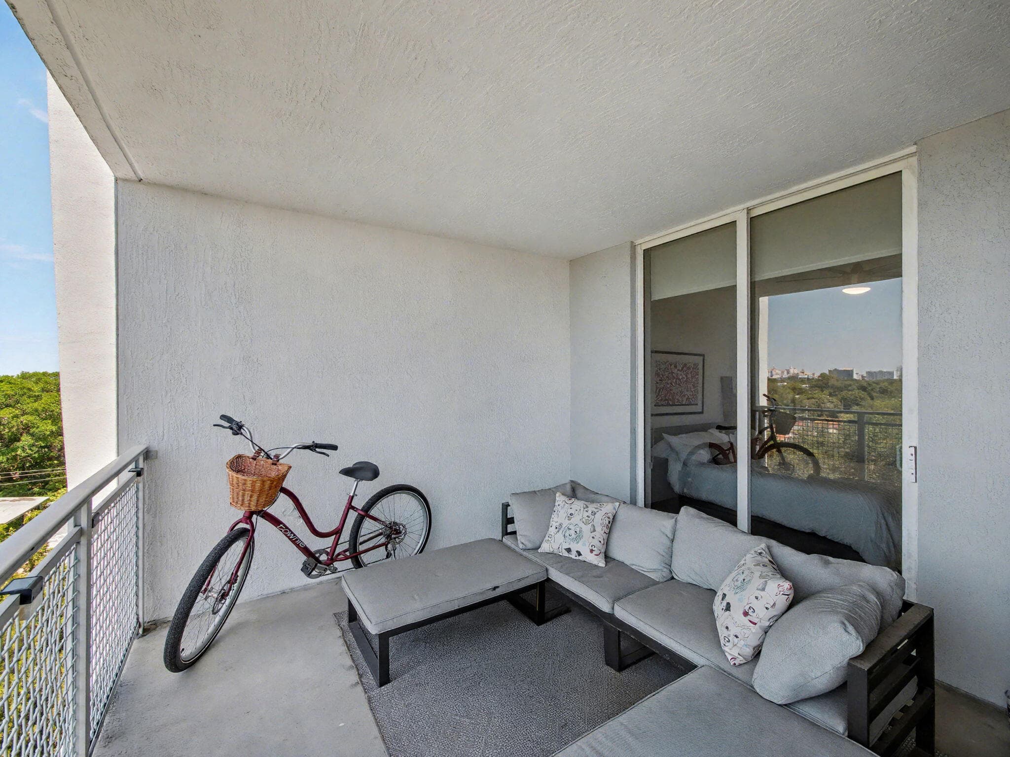 2600 SW 27th Avenue 603, Miami, FL 33133 — photo 21 of 29