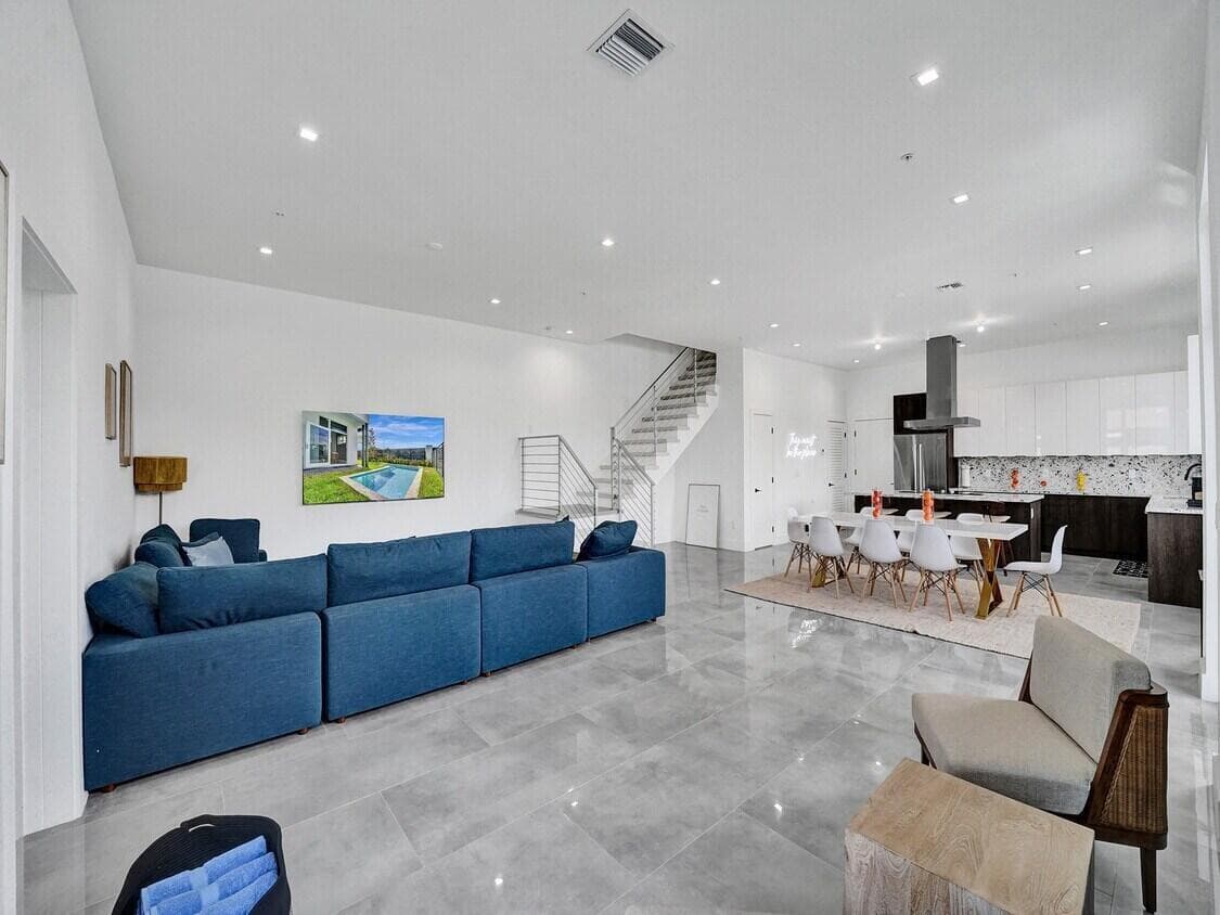 1220 NE 15th Avenue, Fort Lauderdale, FL 33304 — photo 14 of 36