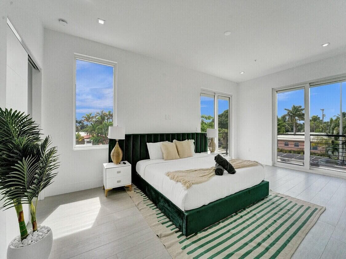 1220 NE 15th Avenue, Fort Lauderdale, FL 33304 — photo 19 of 36