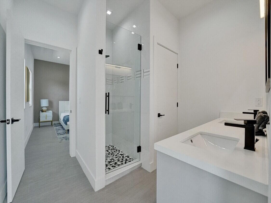 1220 NE 15th Avenue, Fort Lauderdale, FL 33304 — photo 21 of 36