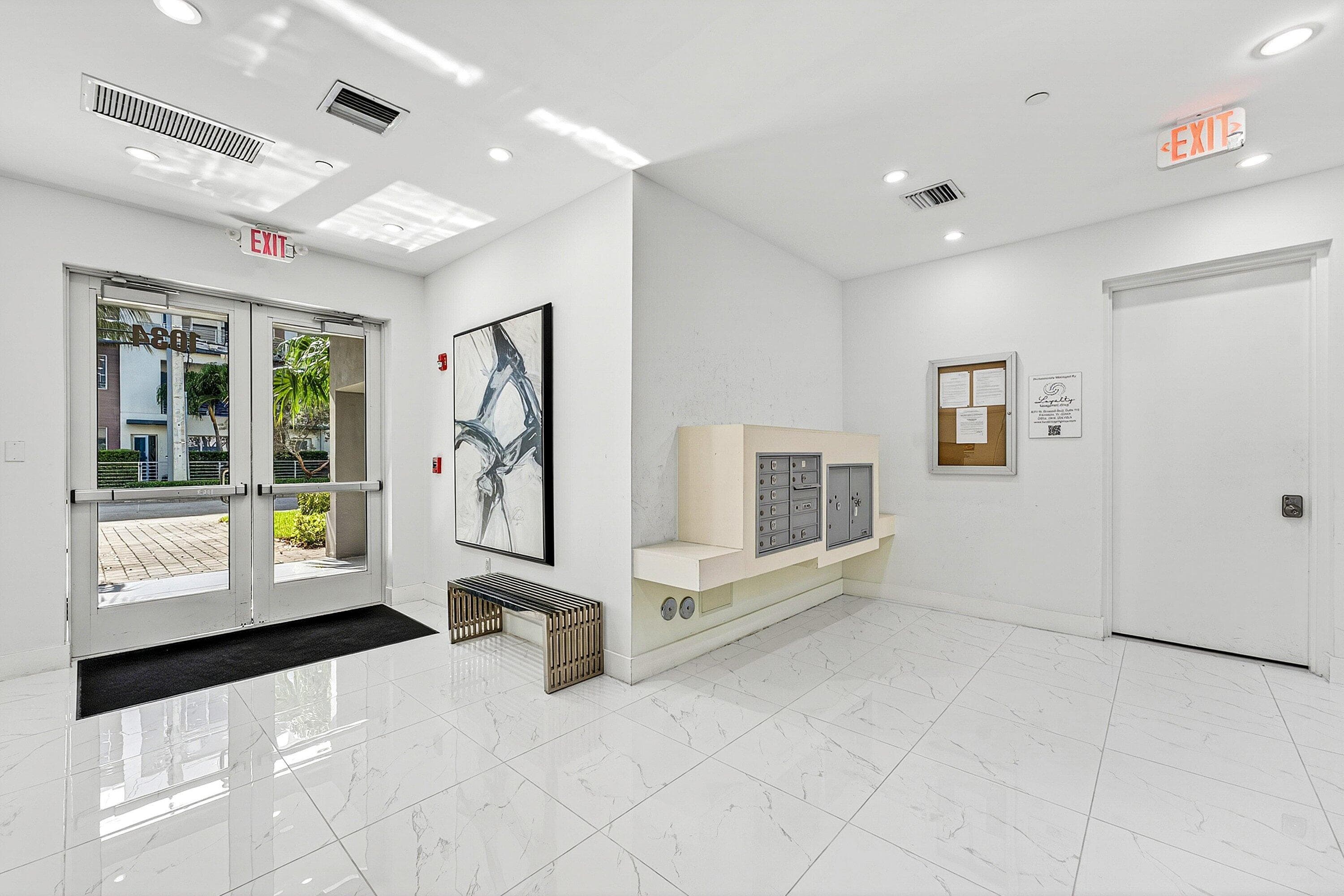 1034 NE 18th Avenue 102, Fort Lauderdale, FL 33304 — photo 23 of 27