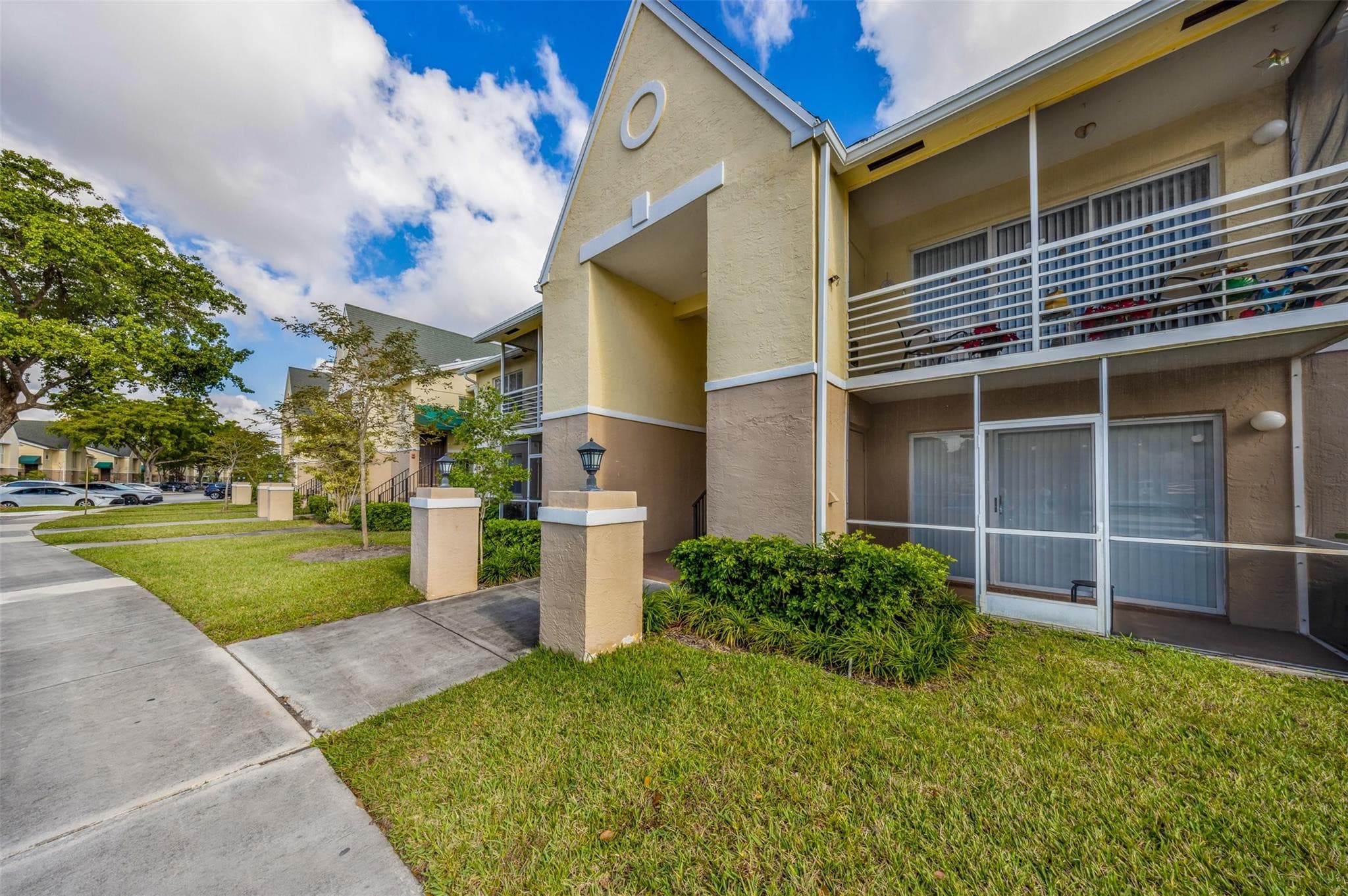2809 N Course Drive 205, Pompano Beach, FL 33069 — photo 1 of 34