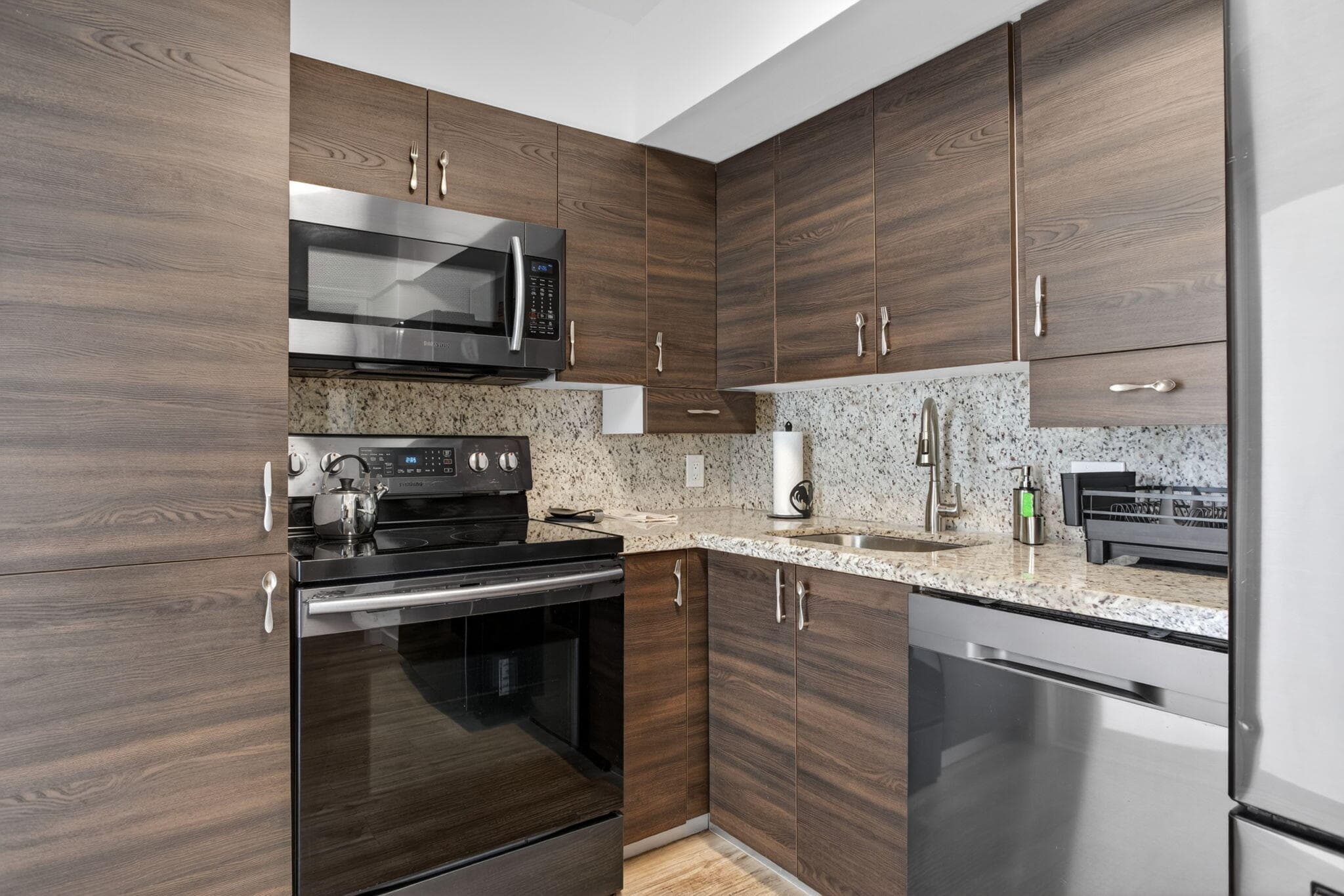 2950 N Palm Aire Drive 606, Pompano Beach, FL 33069 — photo 2 of 21
