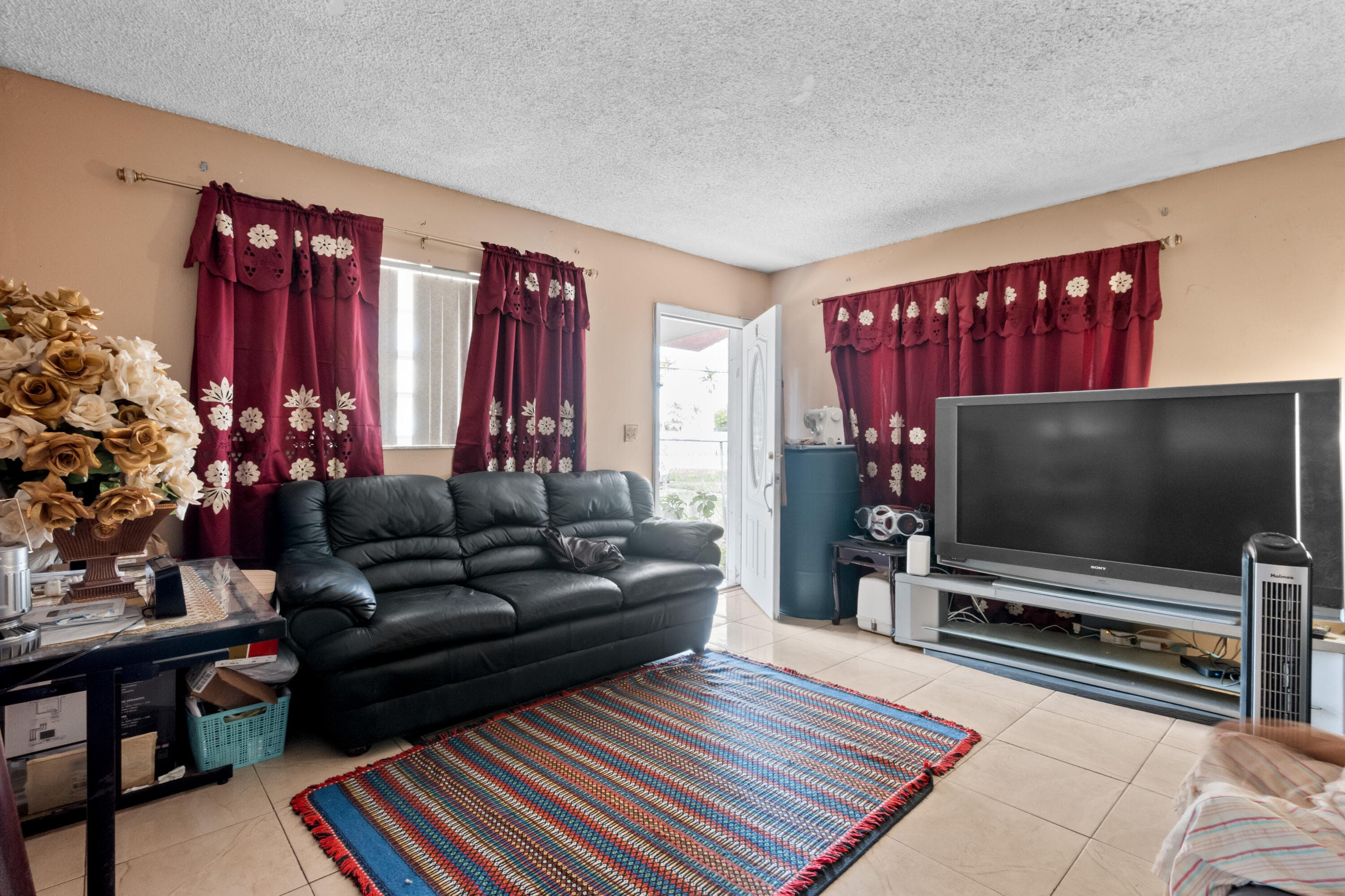 426 NE 166th Street 2, North Miami Beach, FL 33162 — photo 20 of 37