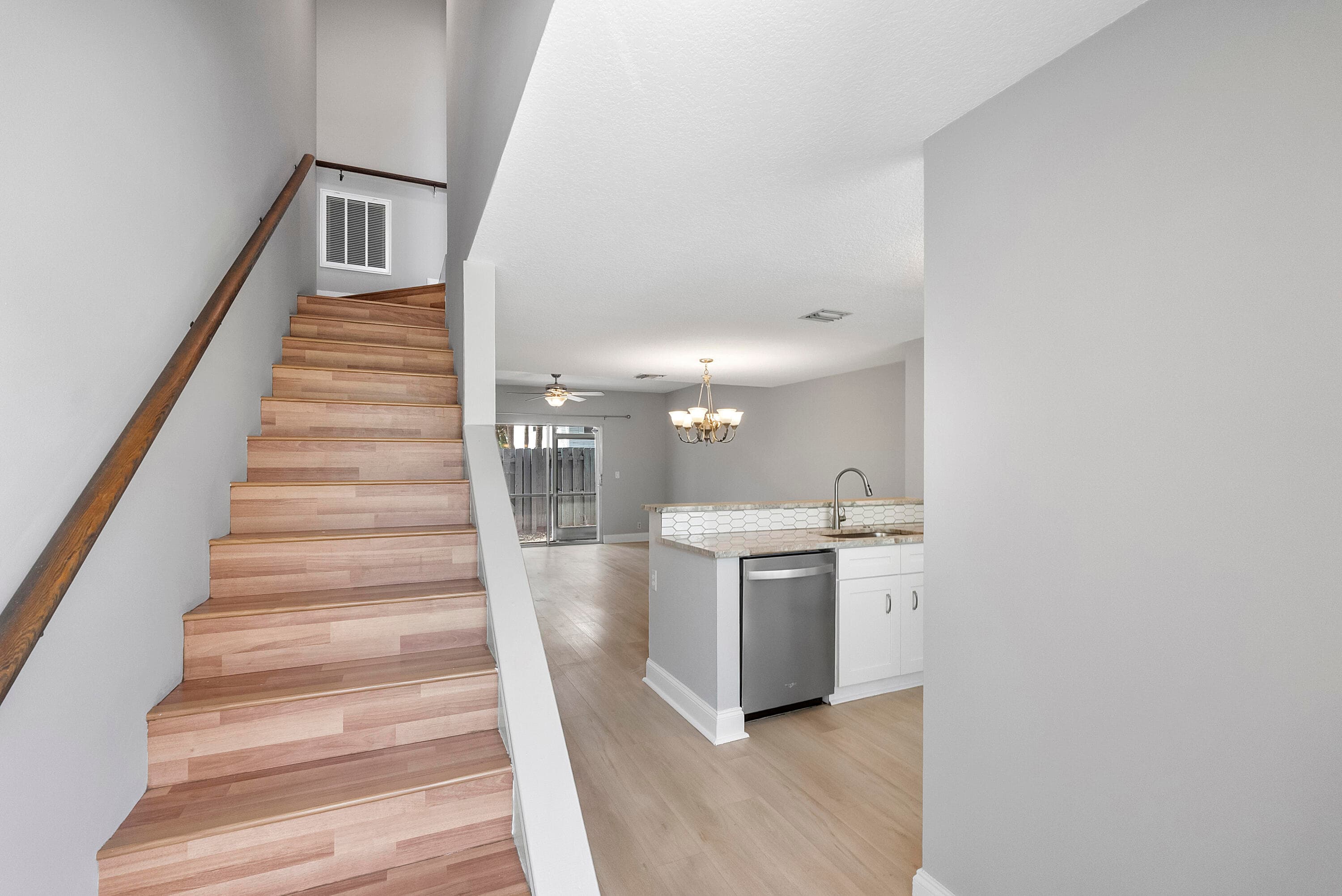 185 SW 3rd Street, Pompano Beach, FL 33060 — photo 23 of 77