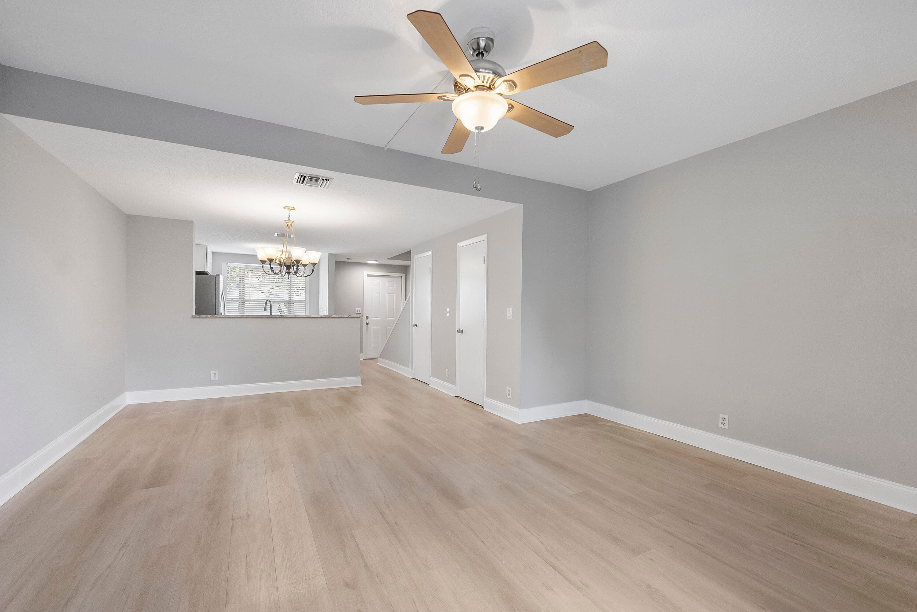 185 SW 3rd Street, Pompano Beach, FL 33060 — photo 16 of 77
