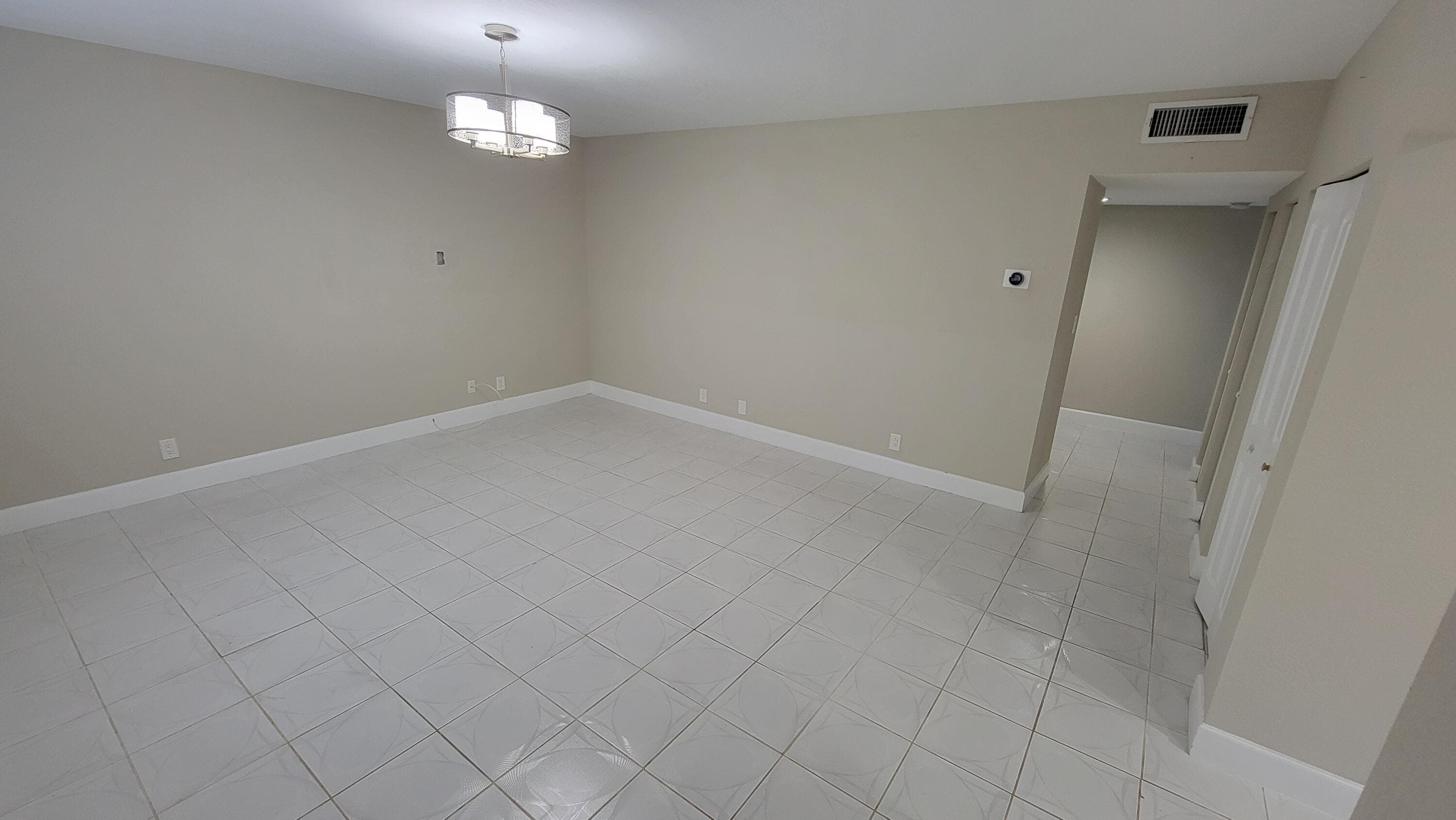 6289 Lear Drive 203, Lake Worth, FL 33462 — photo 4 of 11