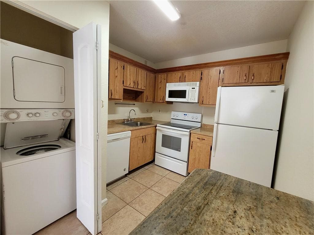 11096 Royal Palm Boulevard, Coral Springs, FL 33065 — photo 5 of 24