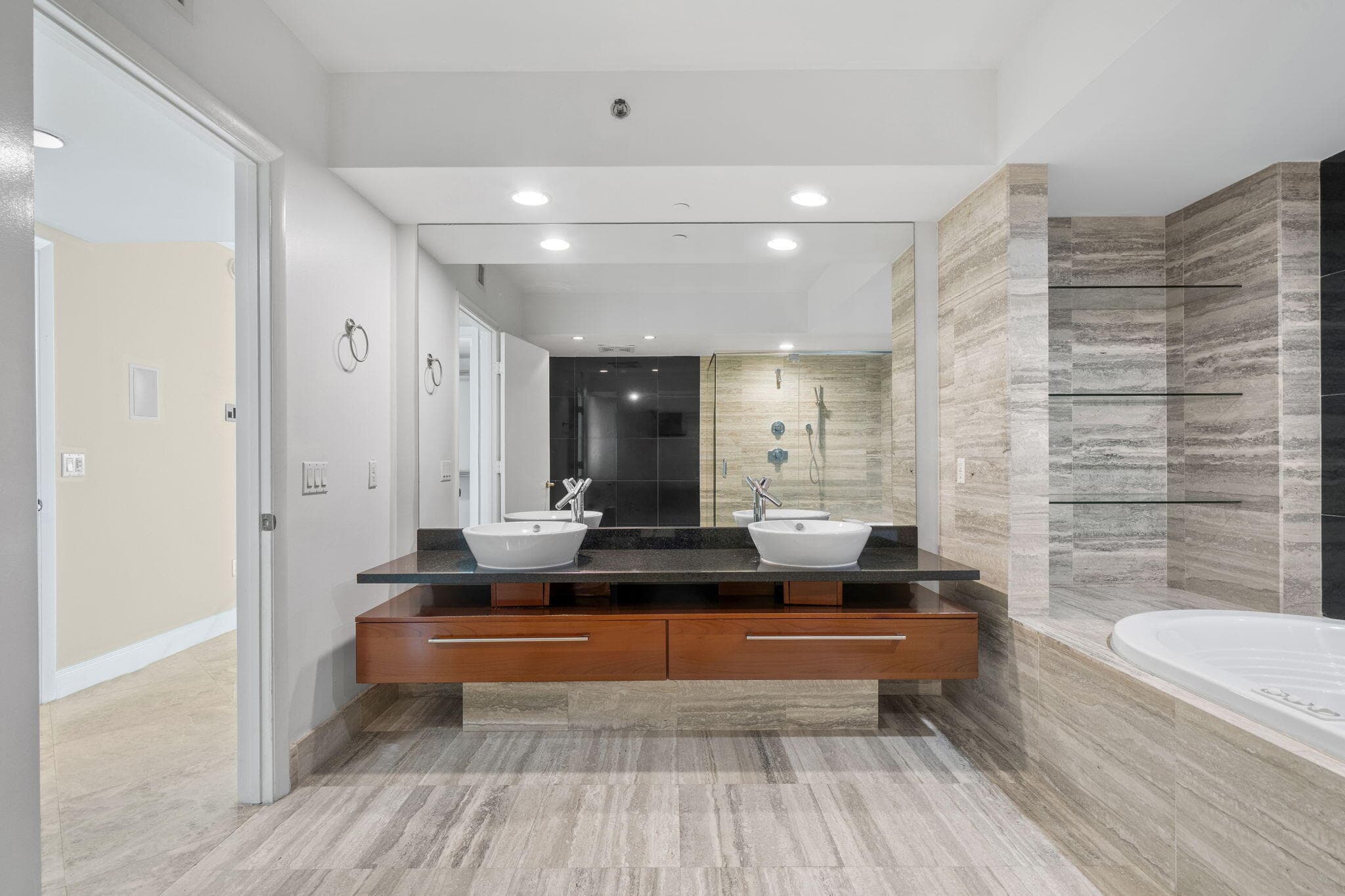 101 S Fort Lauderdale Beach Boulevard 1206, Fort Lauderdale, FL 33316 — photo 28 of 51