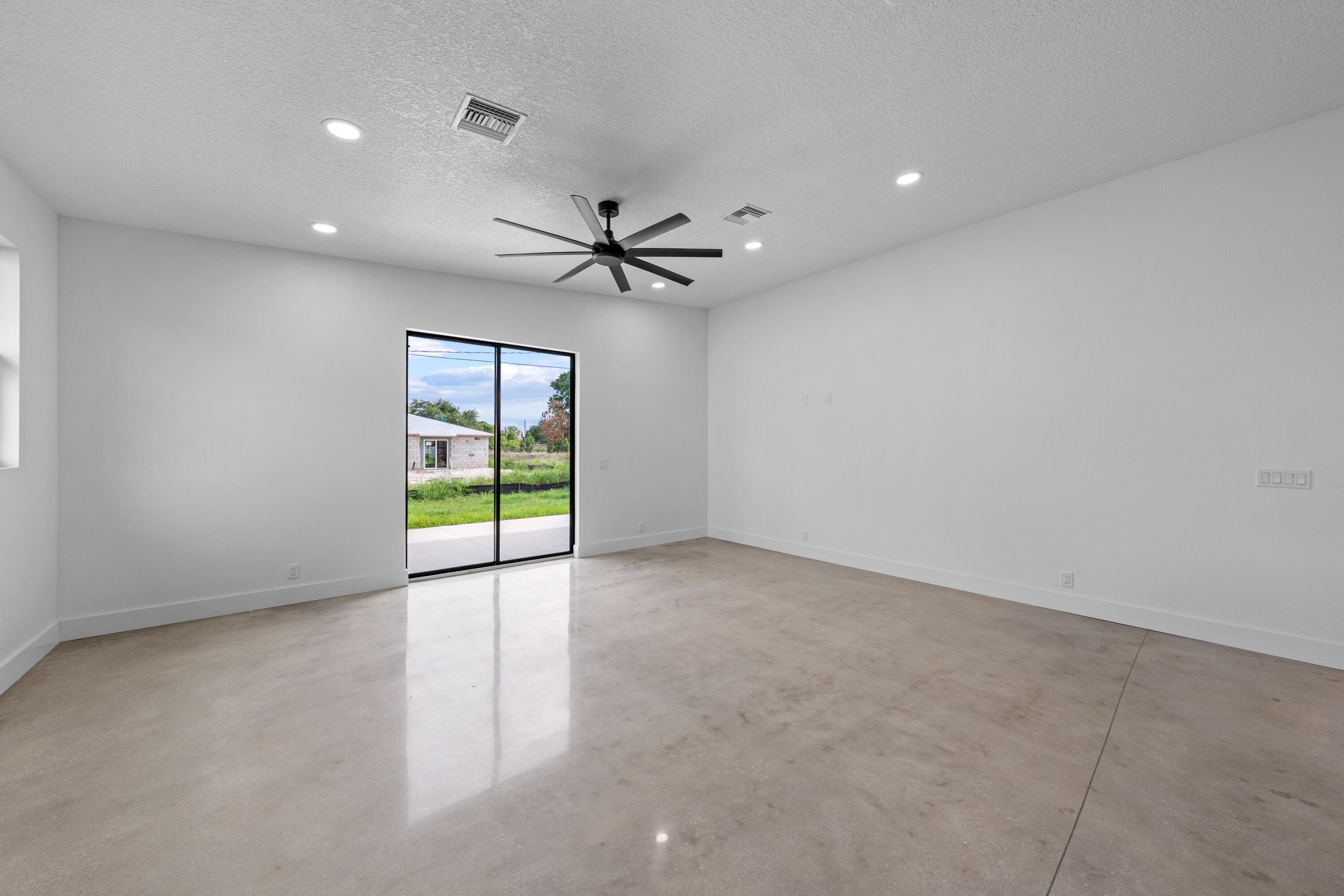 6904 Salerno Road, Fort Pierce, FL 34951 — photo 9 of 57
